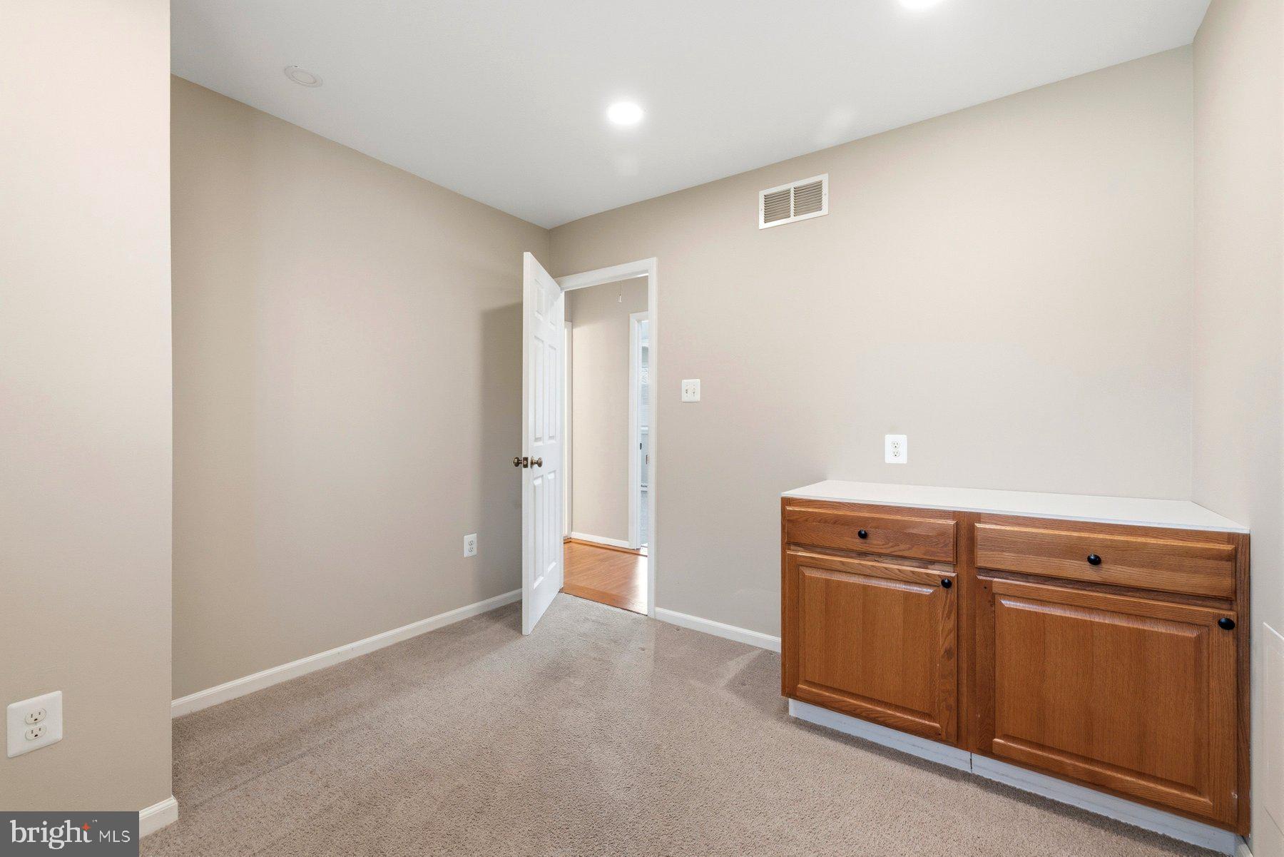 WESTOWNE - Residential