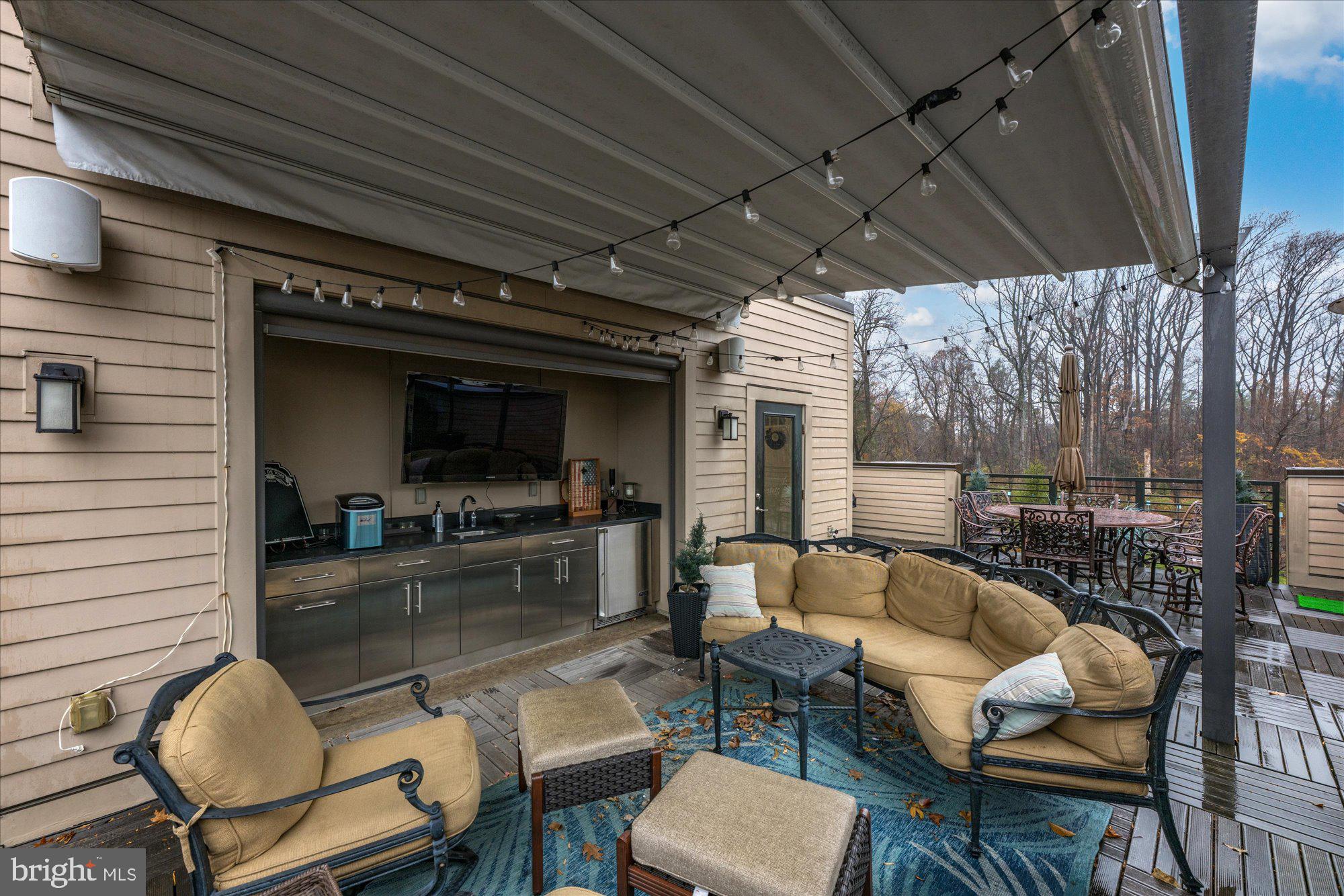 GROSVENOR HEIGHTS - Residential