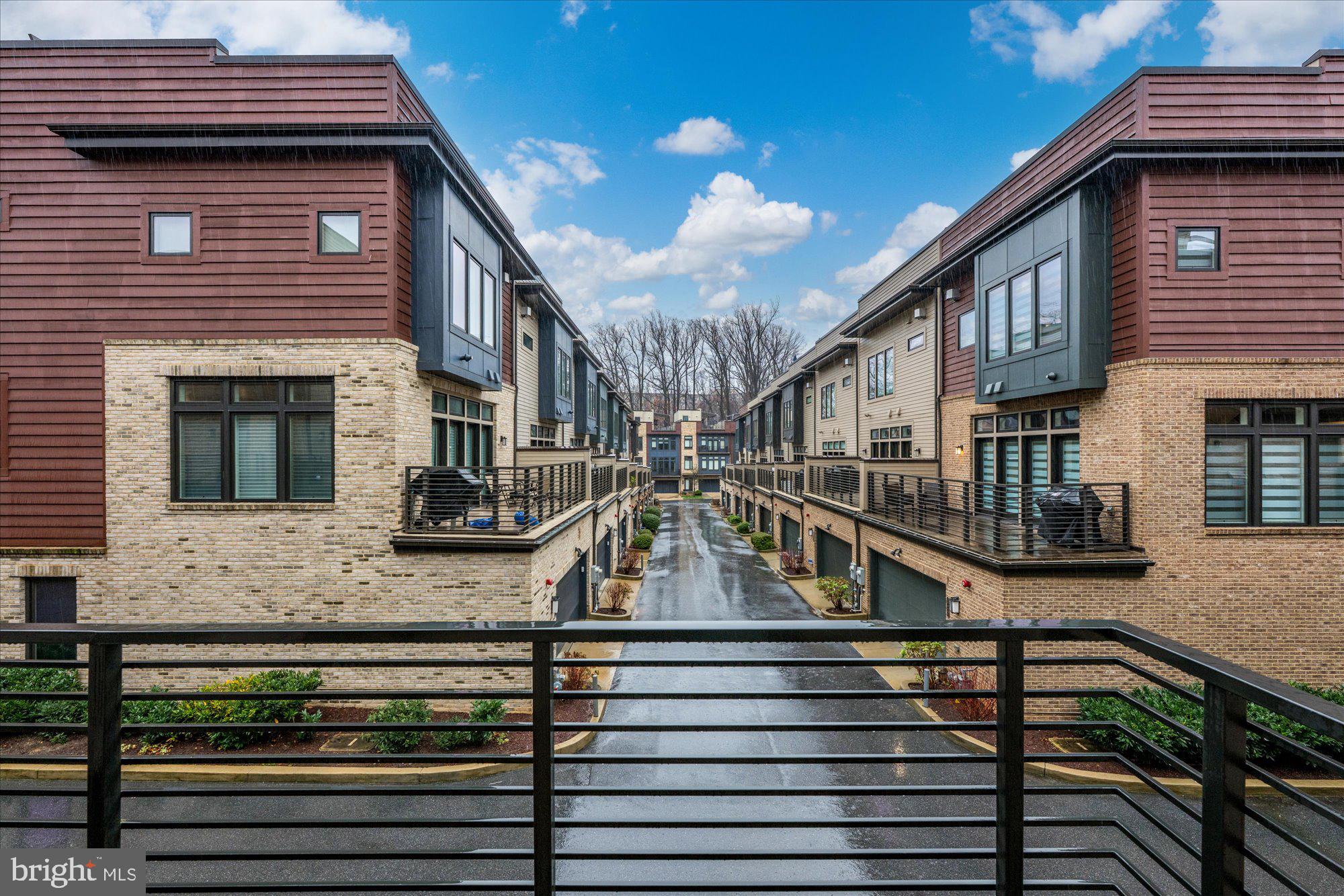 GROSVENOR HEIGHTS - Residential