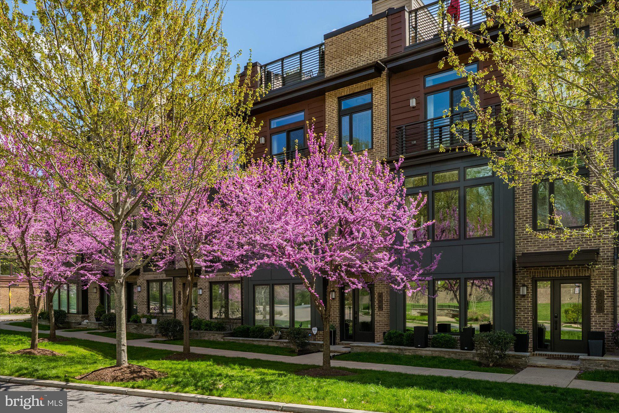 GROSVENOR HEIGHTS - Residential