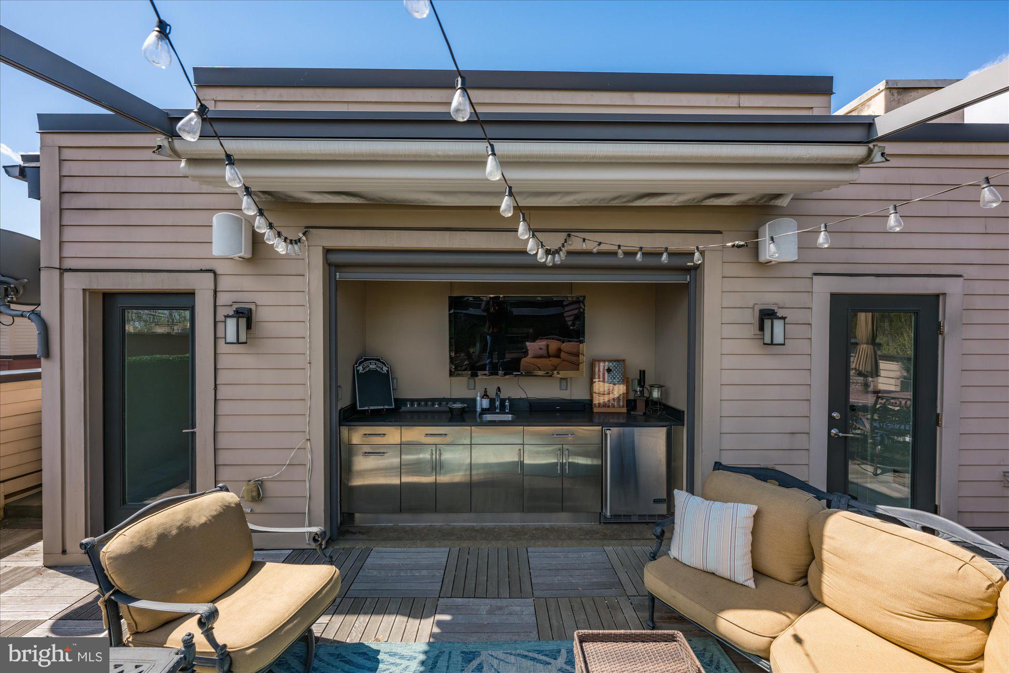 GROSVENOR HEIGHTS - Residential