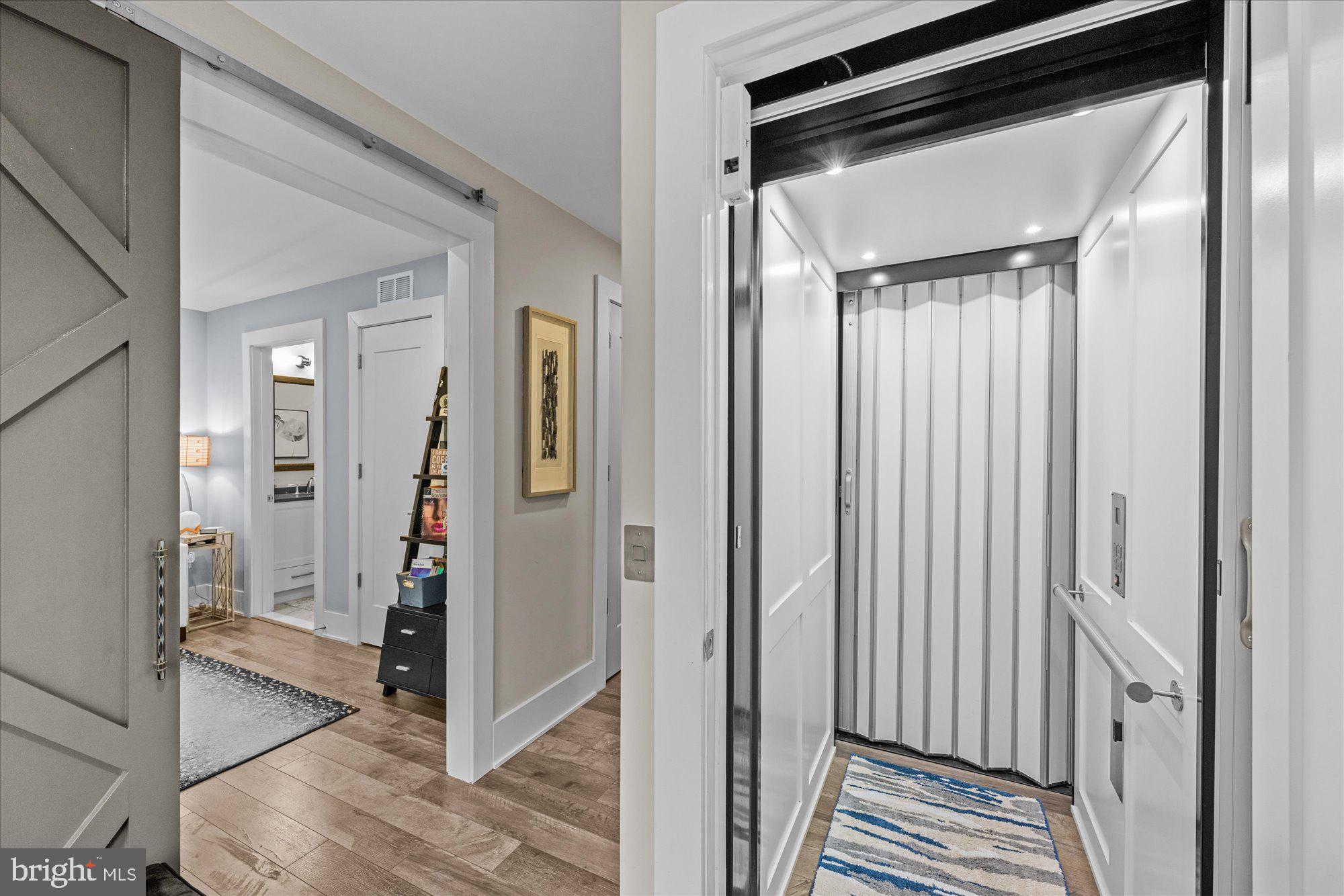 GROSVENOR HEIGHTS - Residential