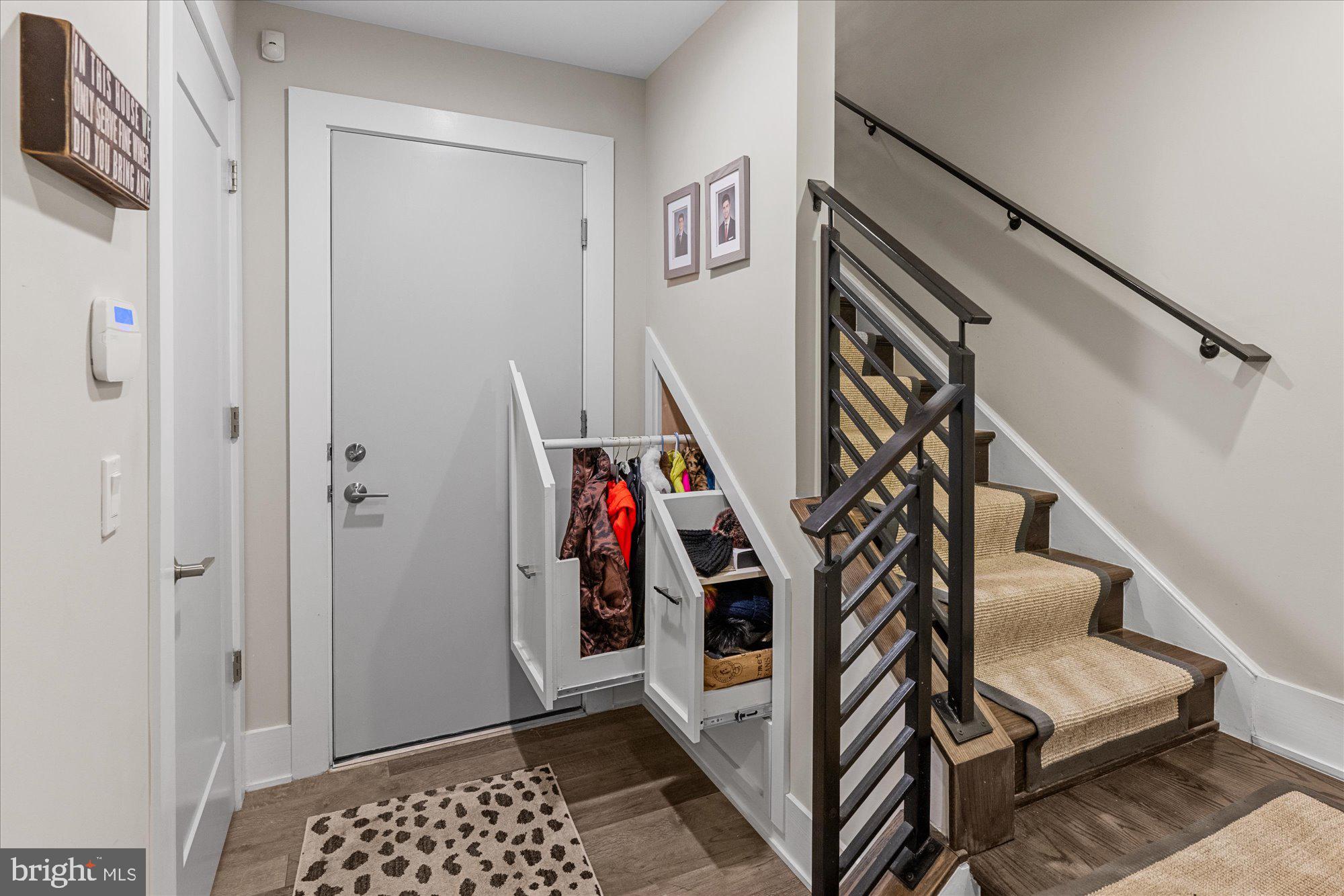 GROSVENOR HEIGHTS - Residential