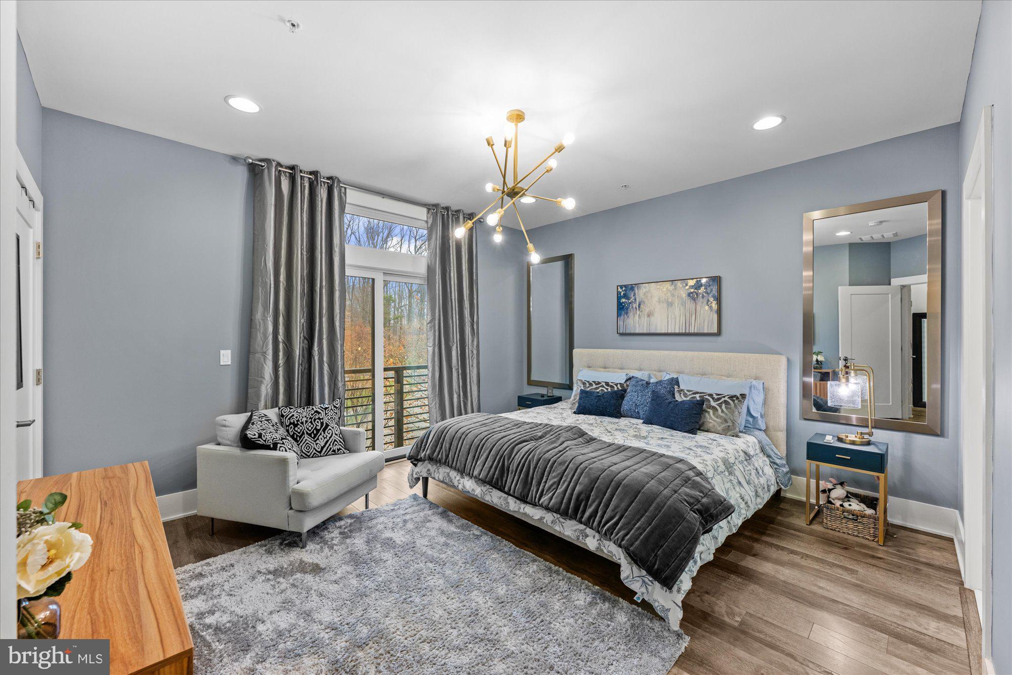 GROSVENOR HEIGHTS - Residential