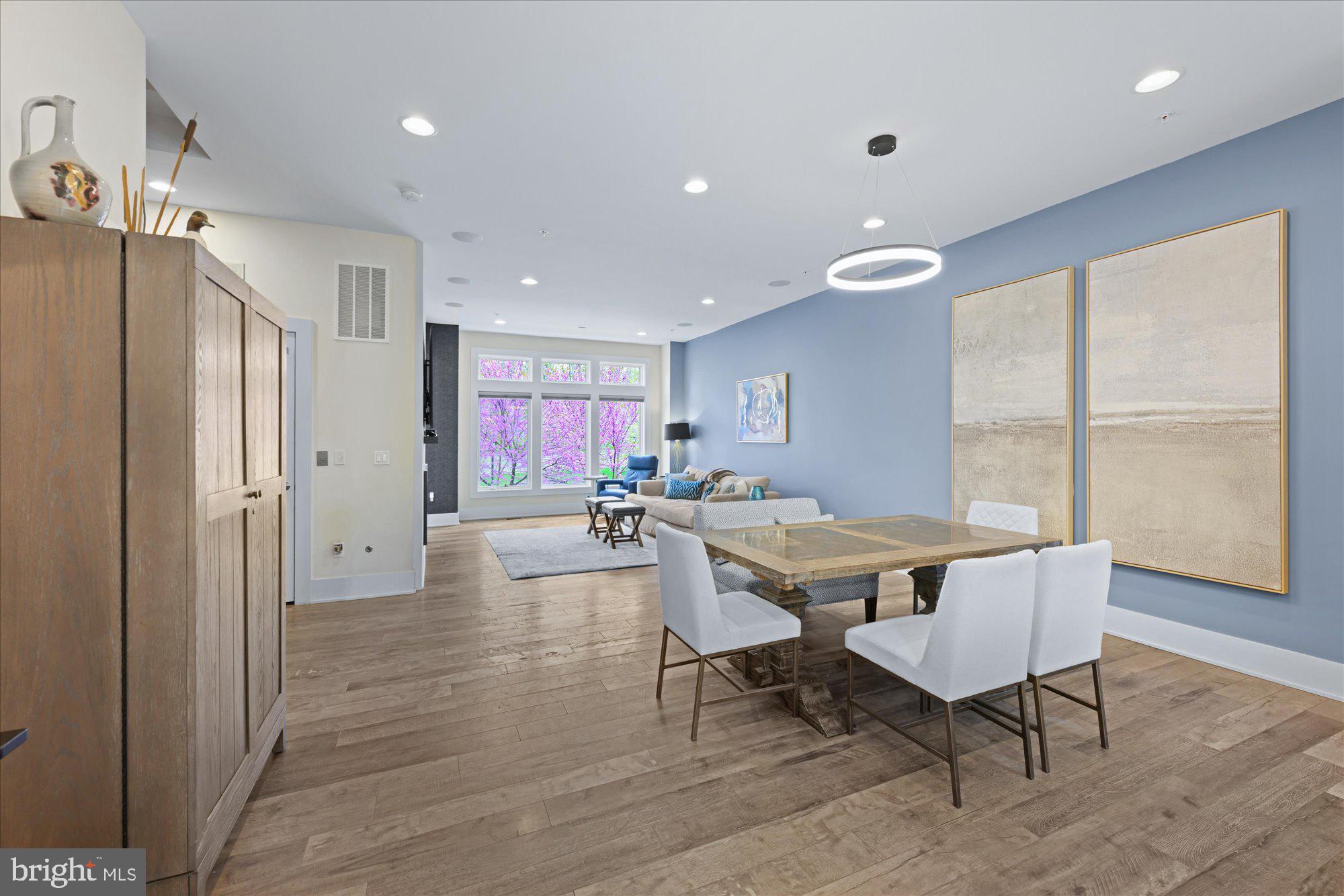 GROSVENOR HEIGHTS - Residential