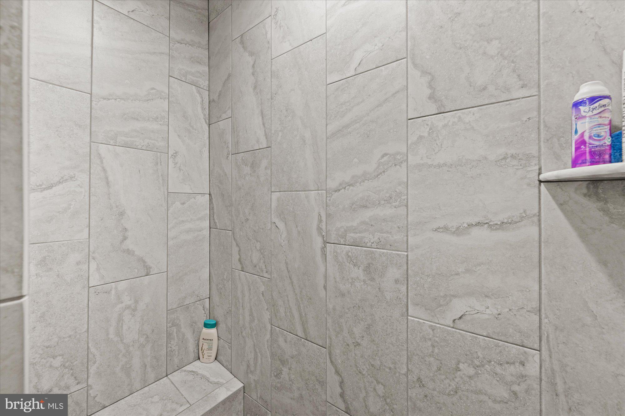 GROSVENOR HEIGHTS - Residential