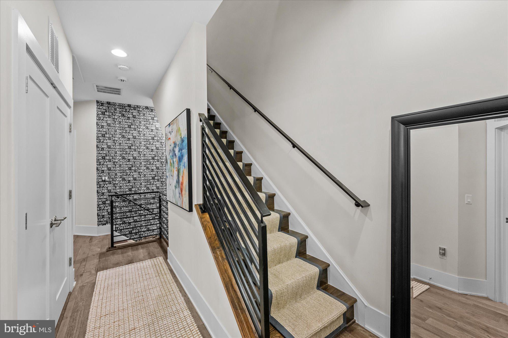 GROSVENOR HEIGHTS - Residential