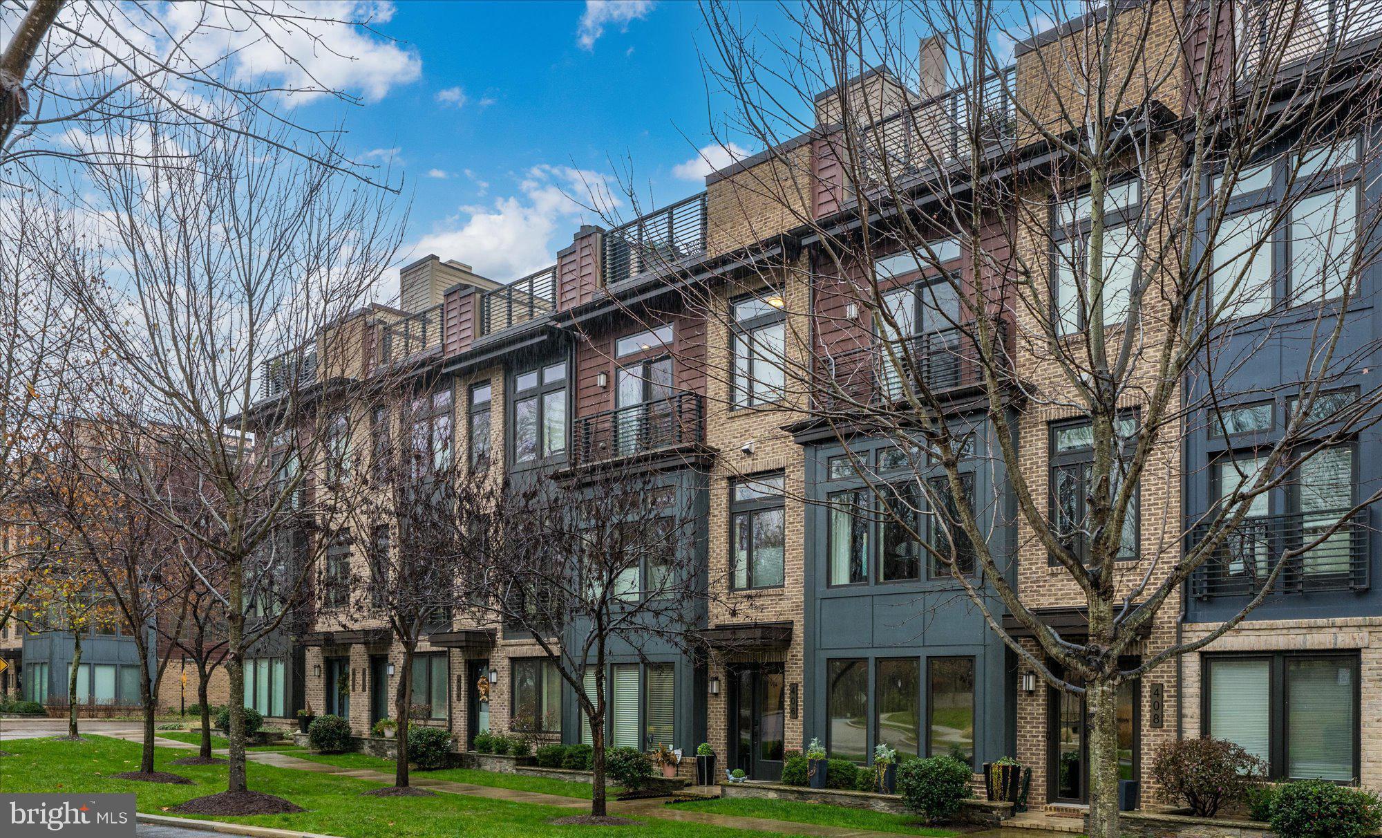 GROSVENOR HEIGHTS - Residential