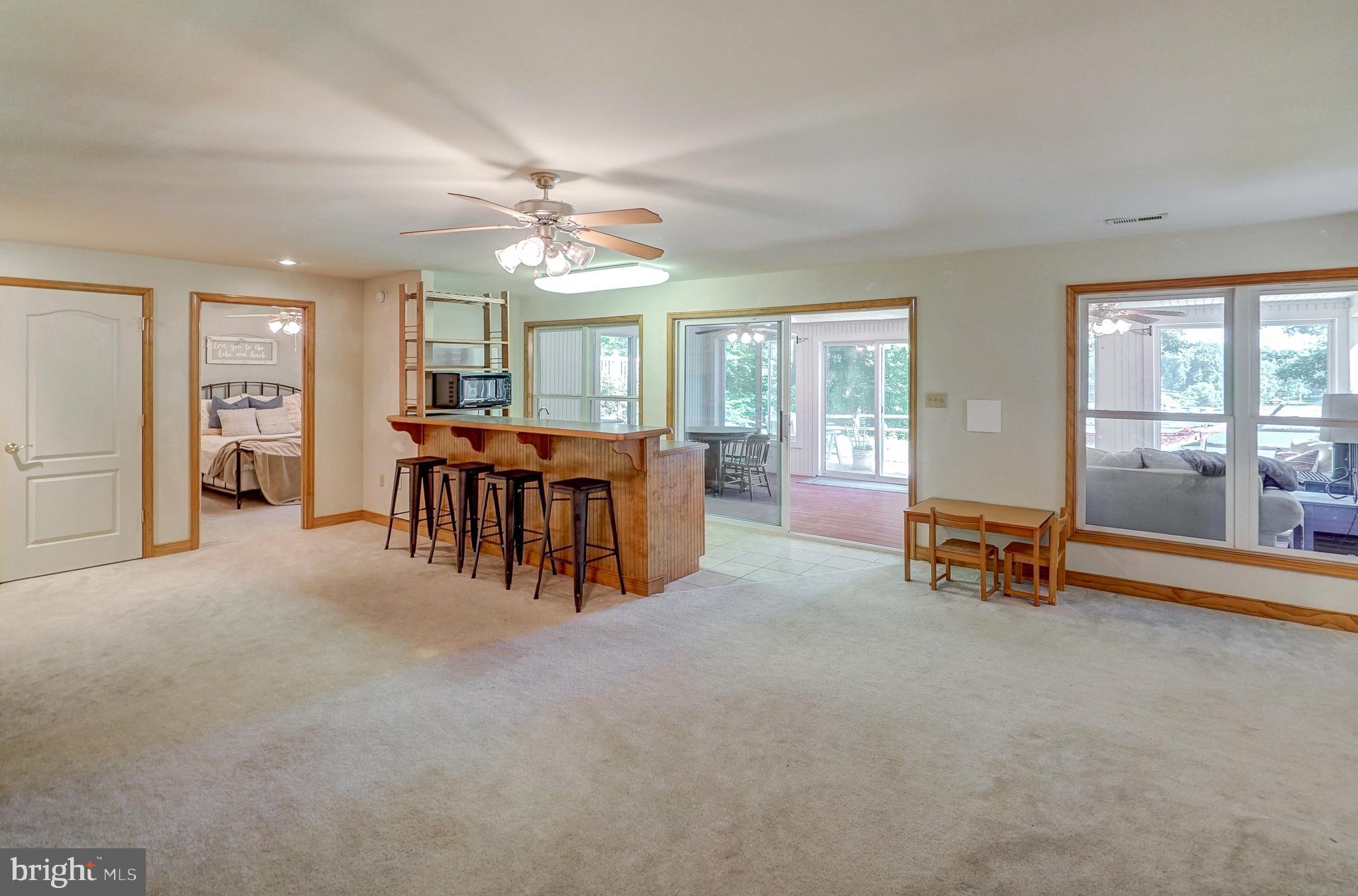 FRESHWATER ESTATES - Residential