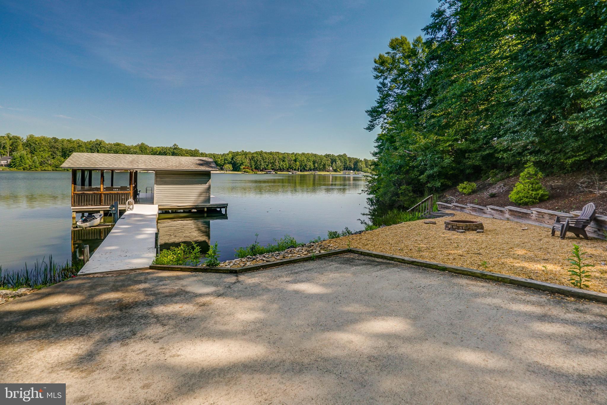 FRESHWATER ESTATES - Residential