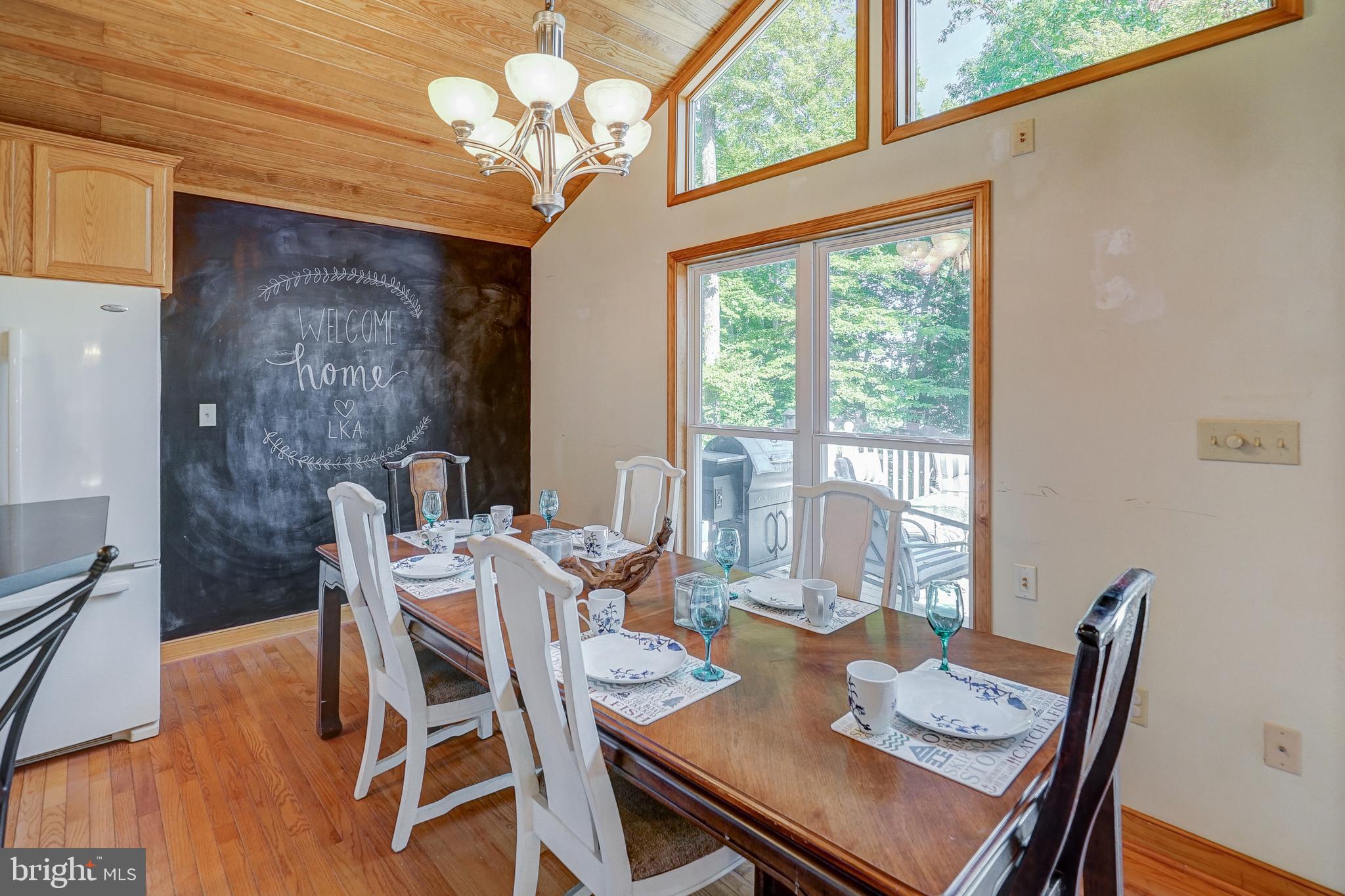 FRESHWATER ESTATES - Residential