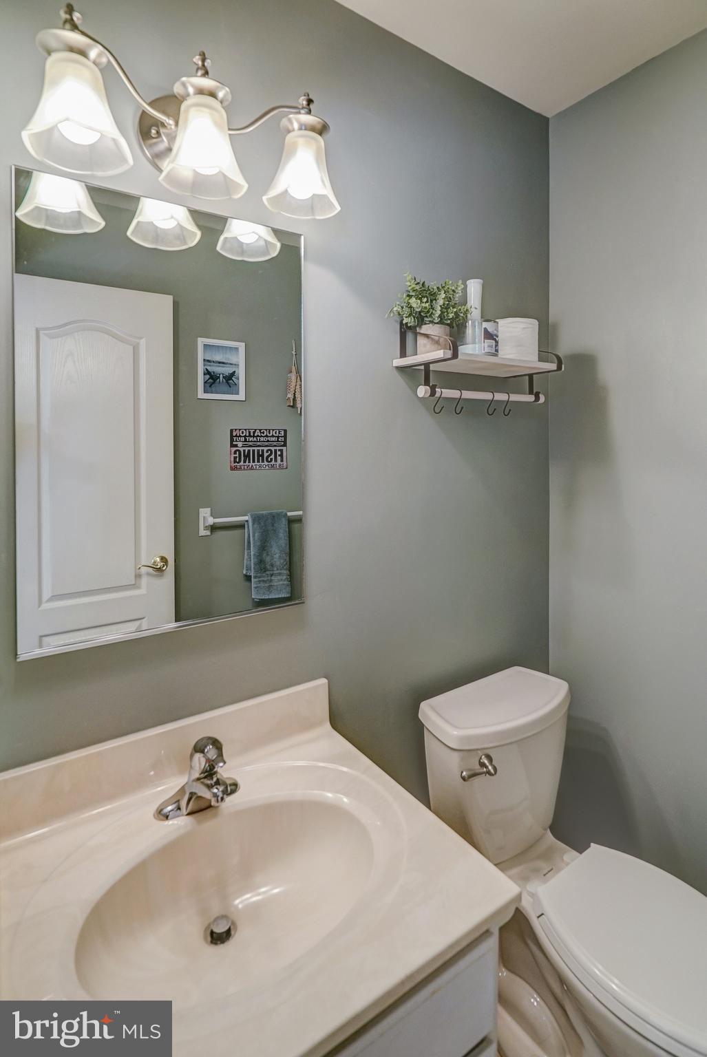 FRESHWATER ESTATES - Residential