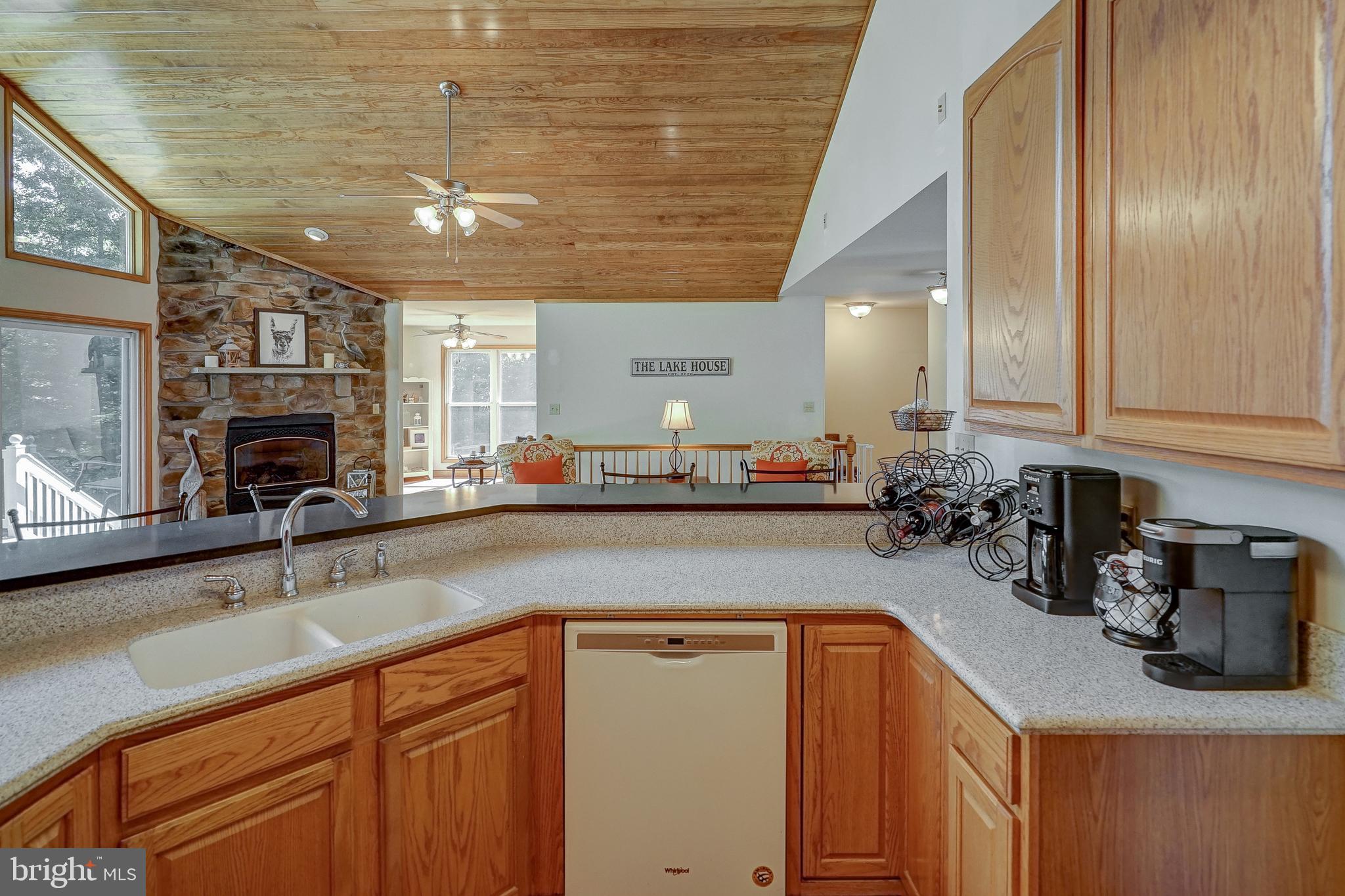 FRESHWATER ESTATES - Residential