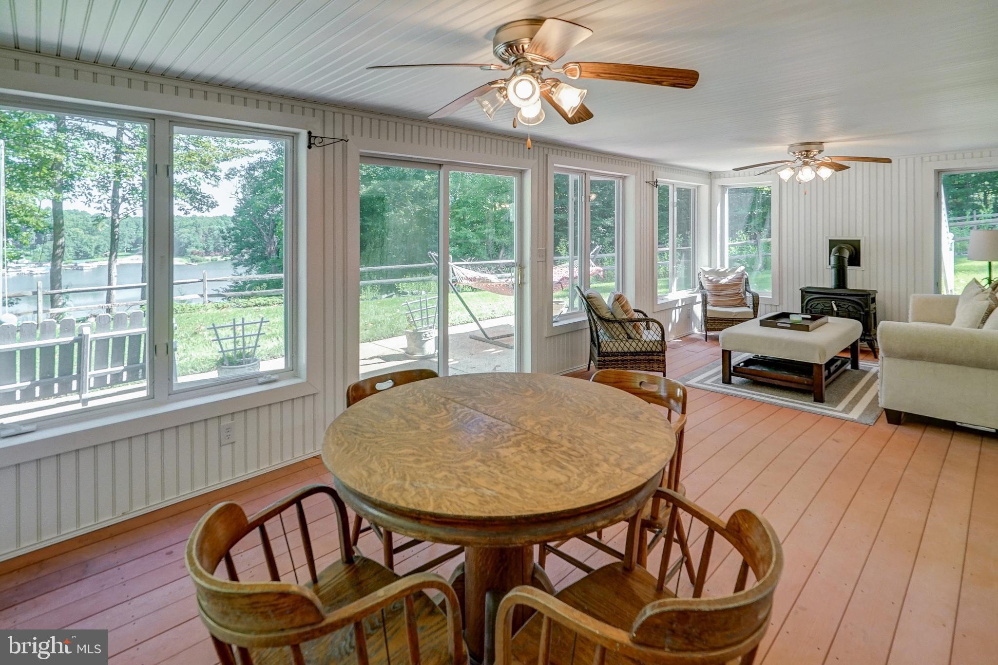 FRESHWATER ESTATES - Residential