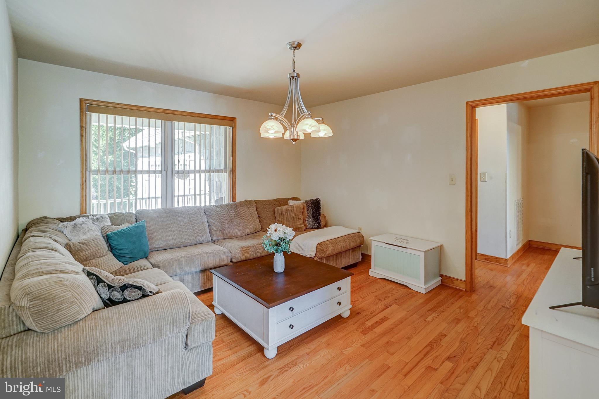 FRESHWATER ESTATES - Residential