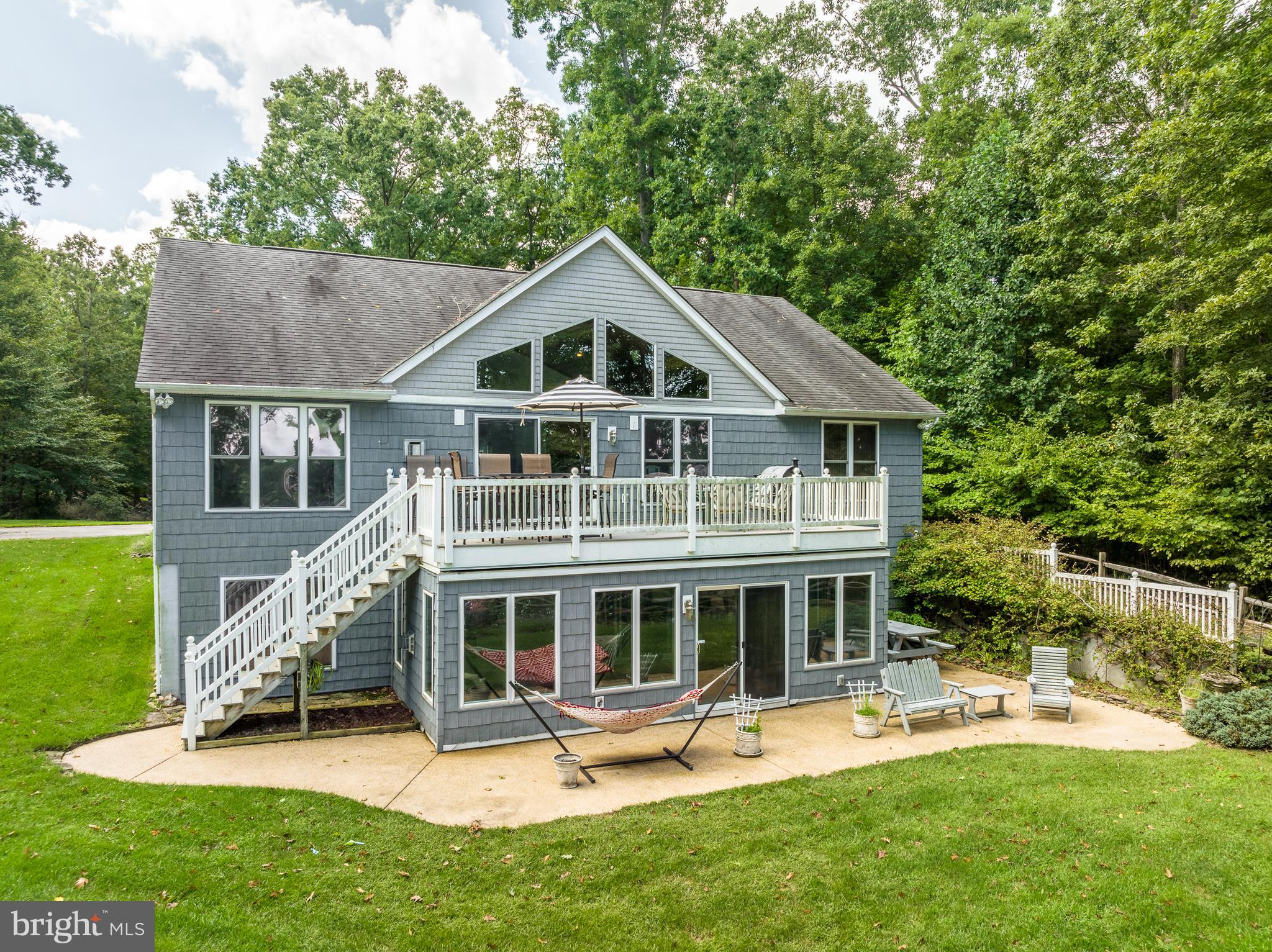 FRESHWATER ESTATES - Residential