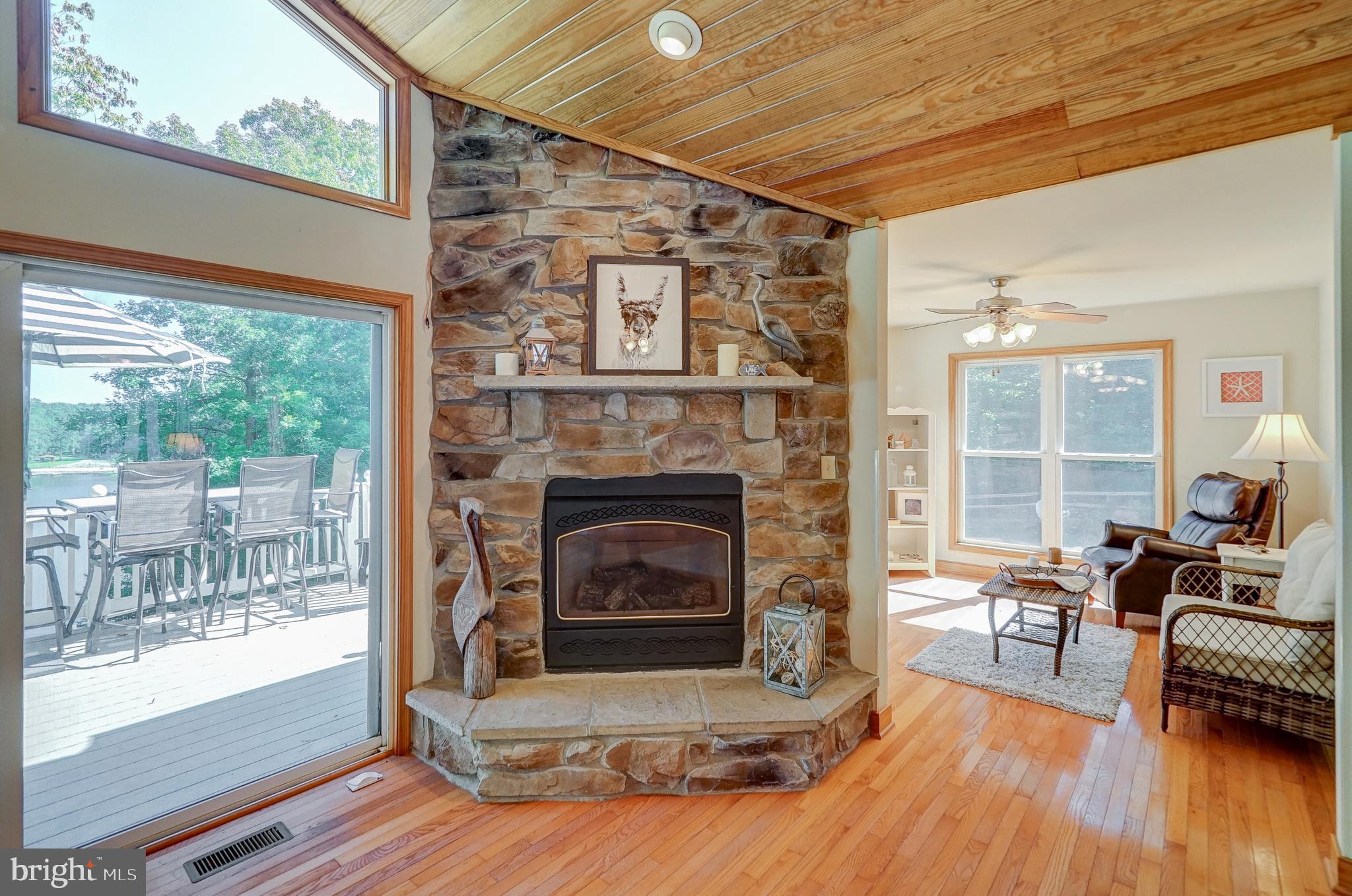 FRESHWATER ESTATES - Residential