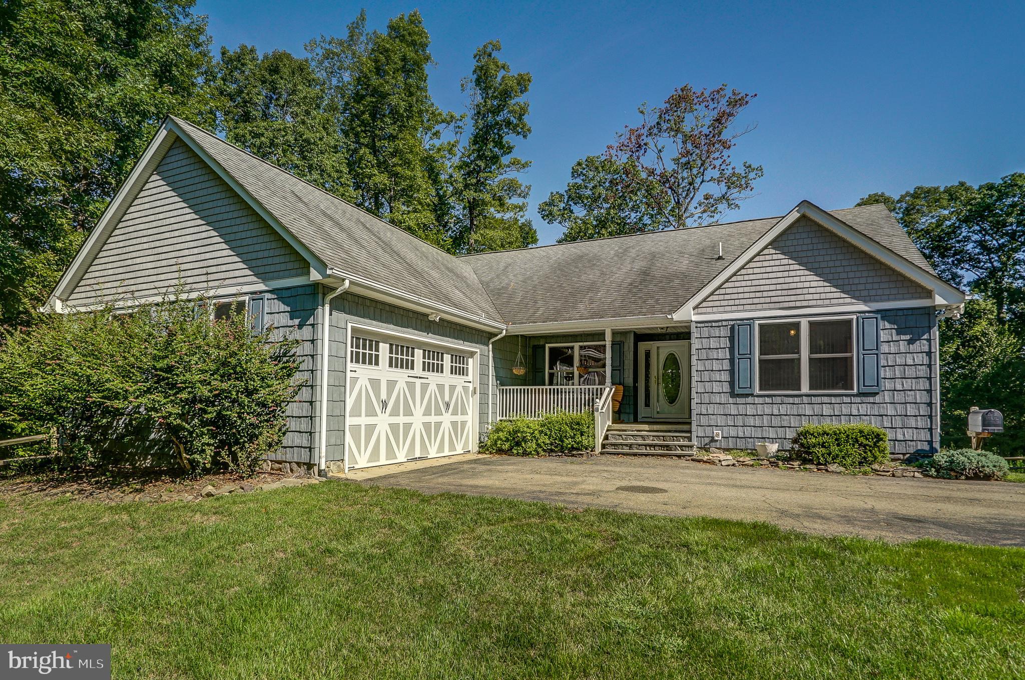 FRESHWATER ESTATES - Residential