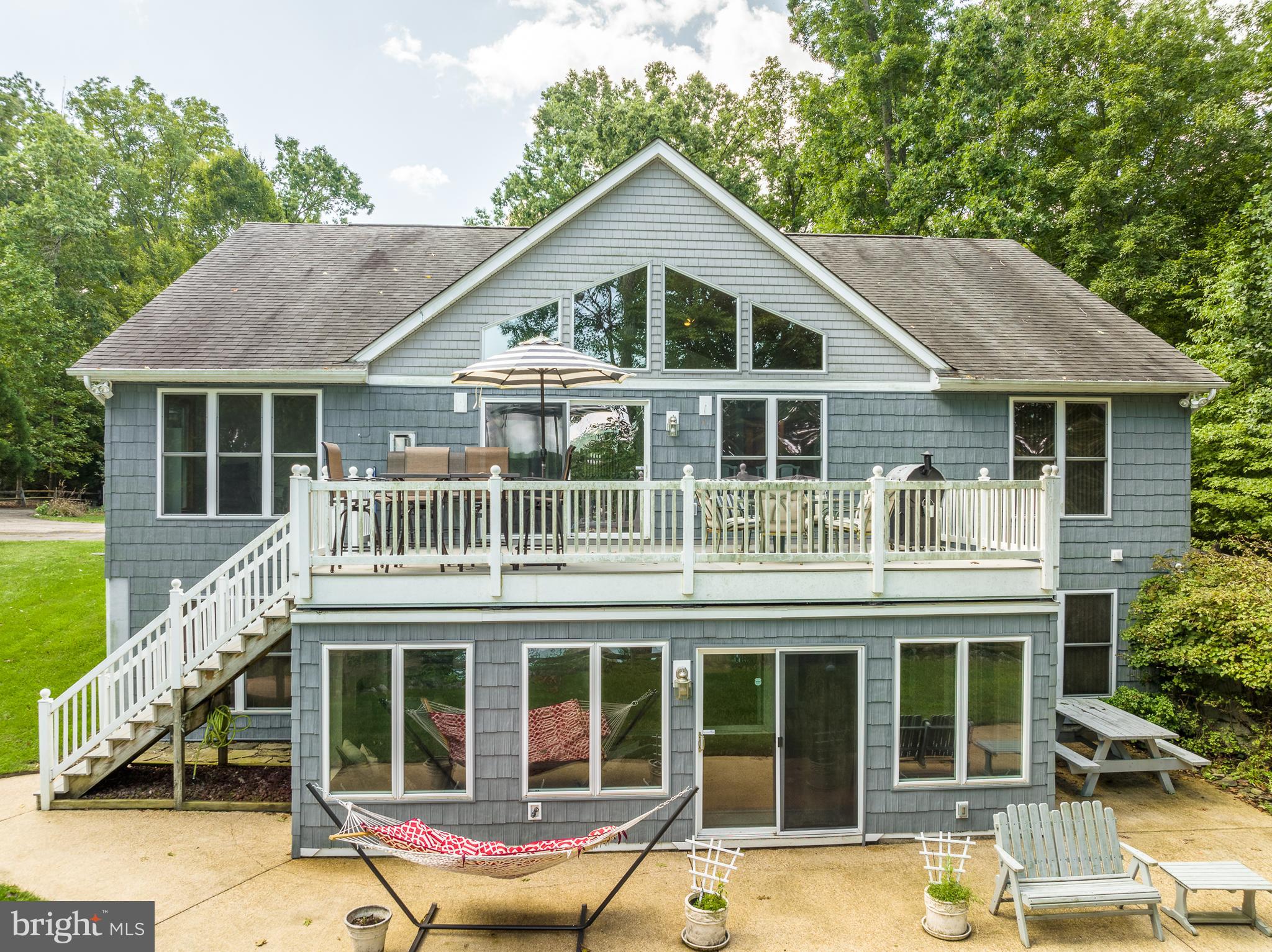 FRESHWATER ESTATES - Residential