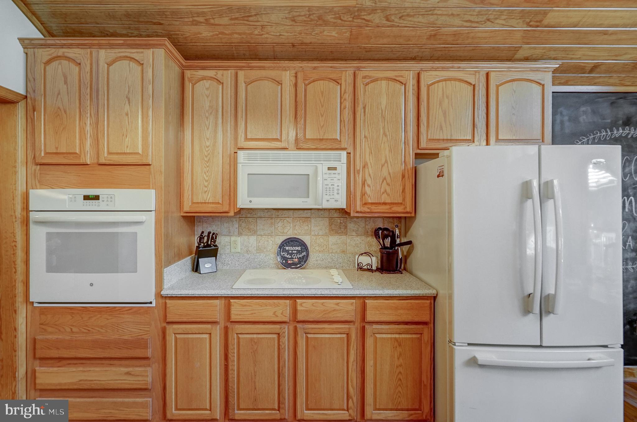 FRESHWATER ESTATES - Residential