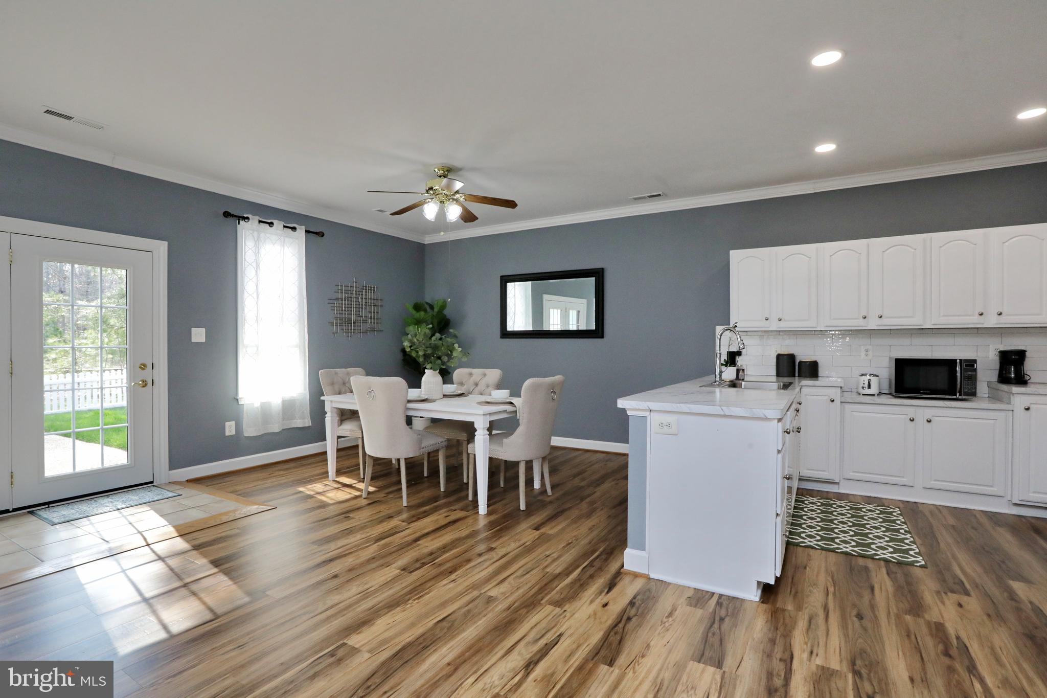 WASHINGTON SQUARE LA PLA - Residential