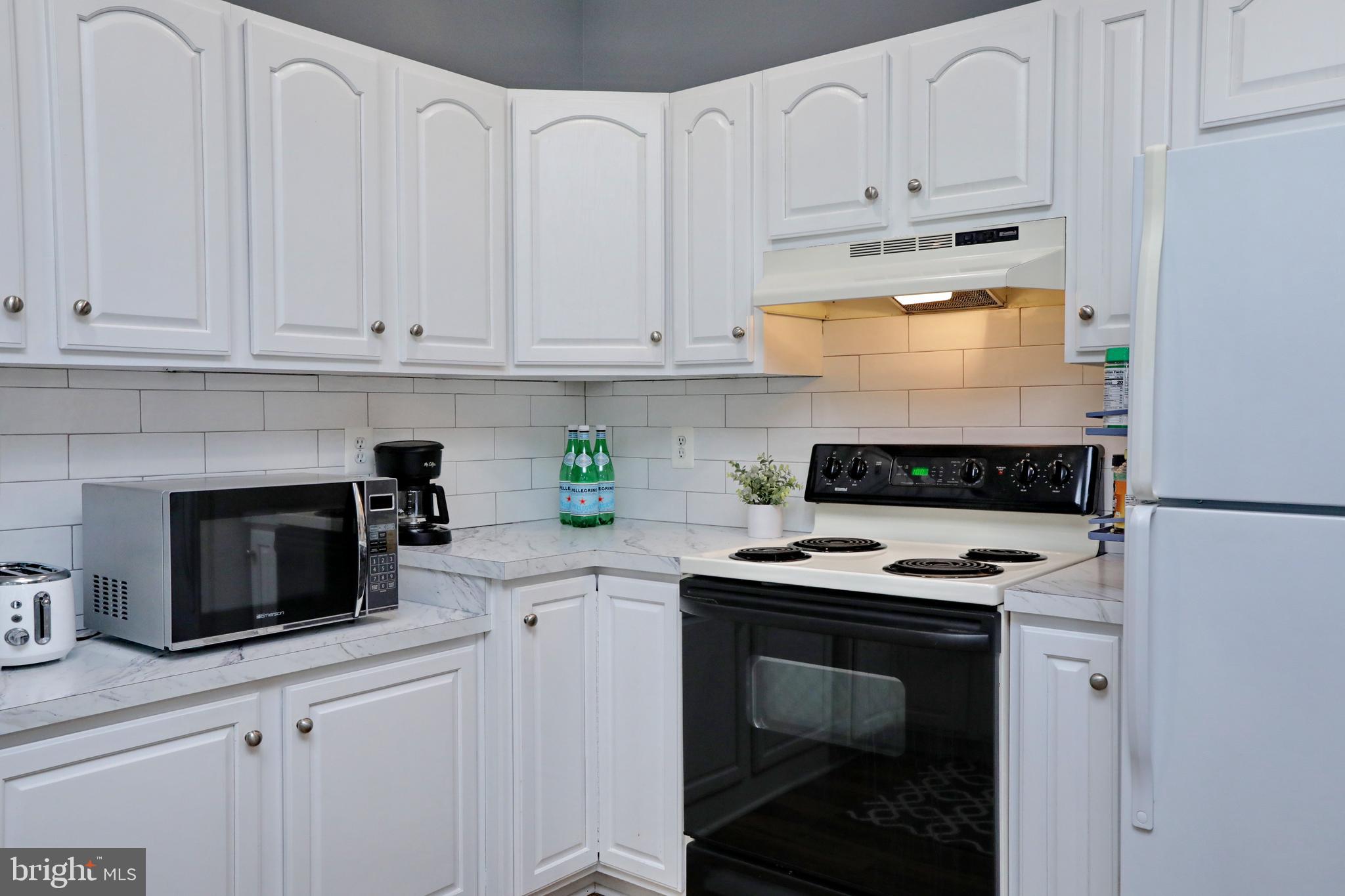 WASHINGTON SQUARE LA PLA - Residential