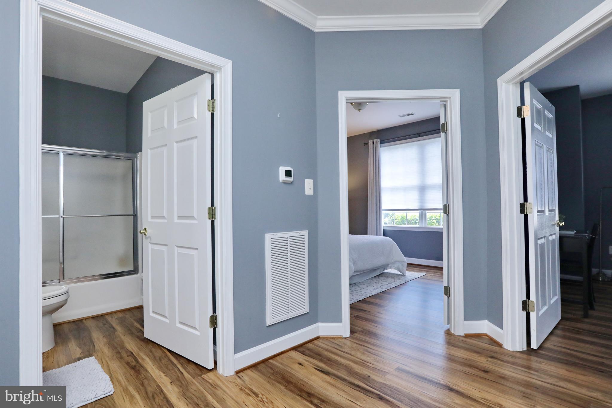 WASHINGTON SQUARE LA PLA - Residential