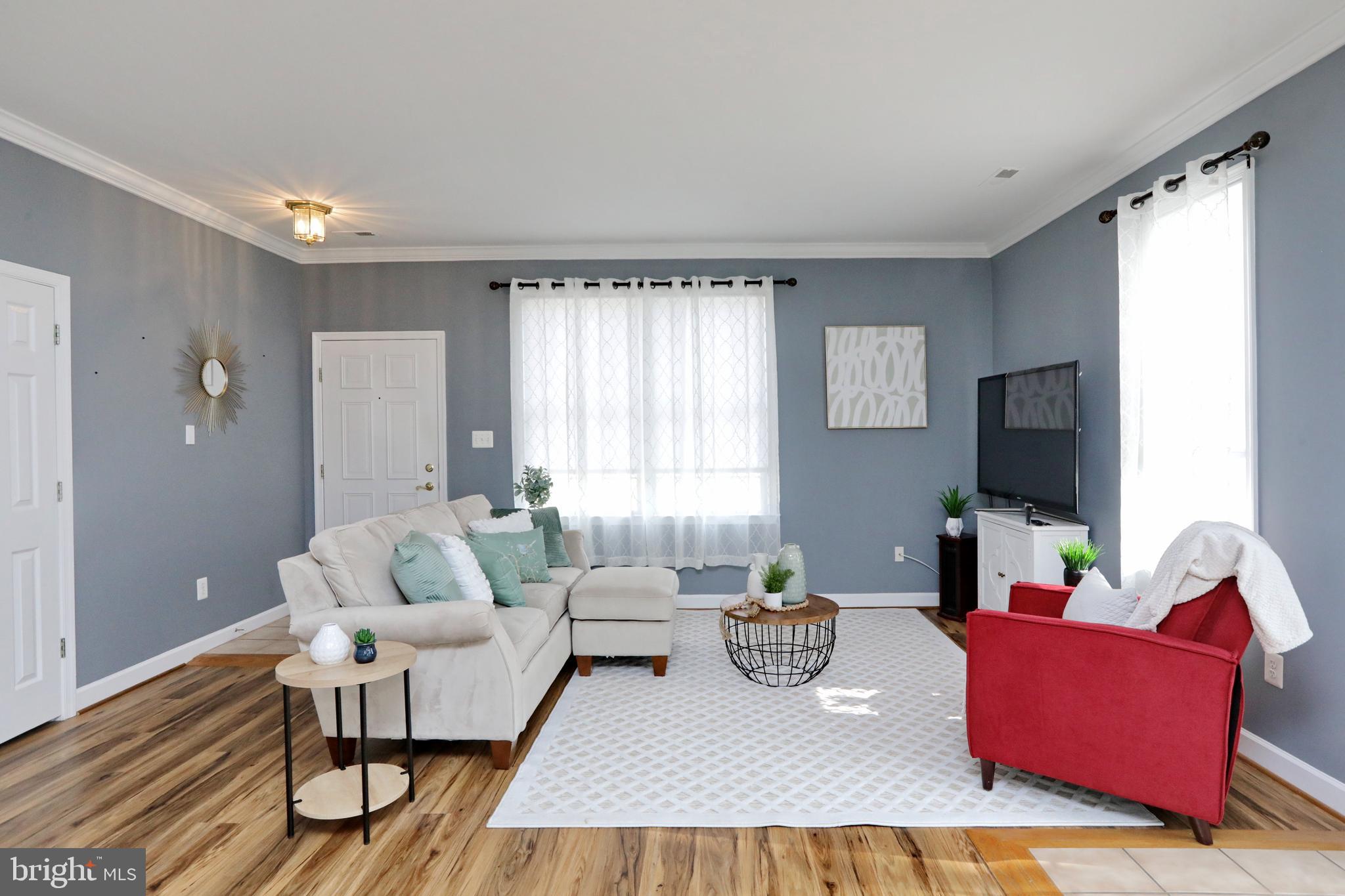 WASHINGTON SQUARE LA PLA - Residential