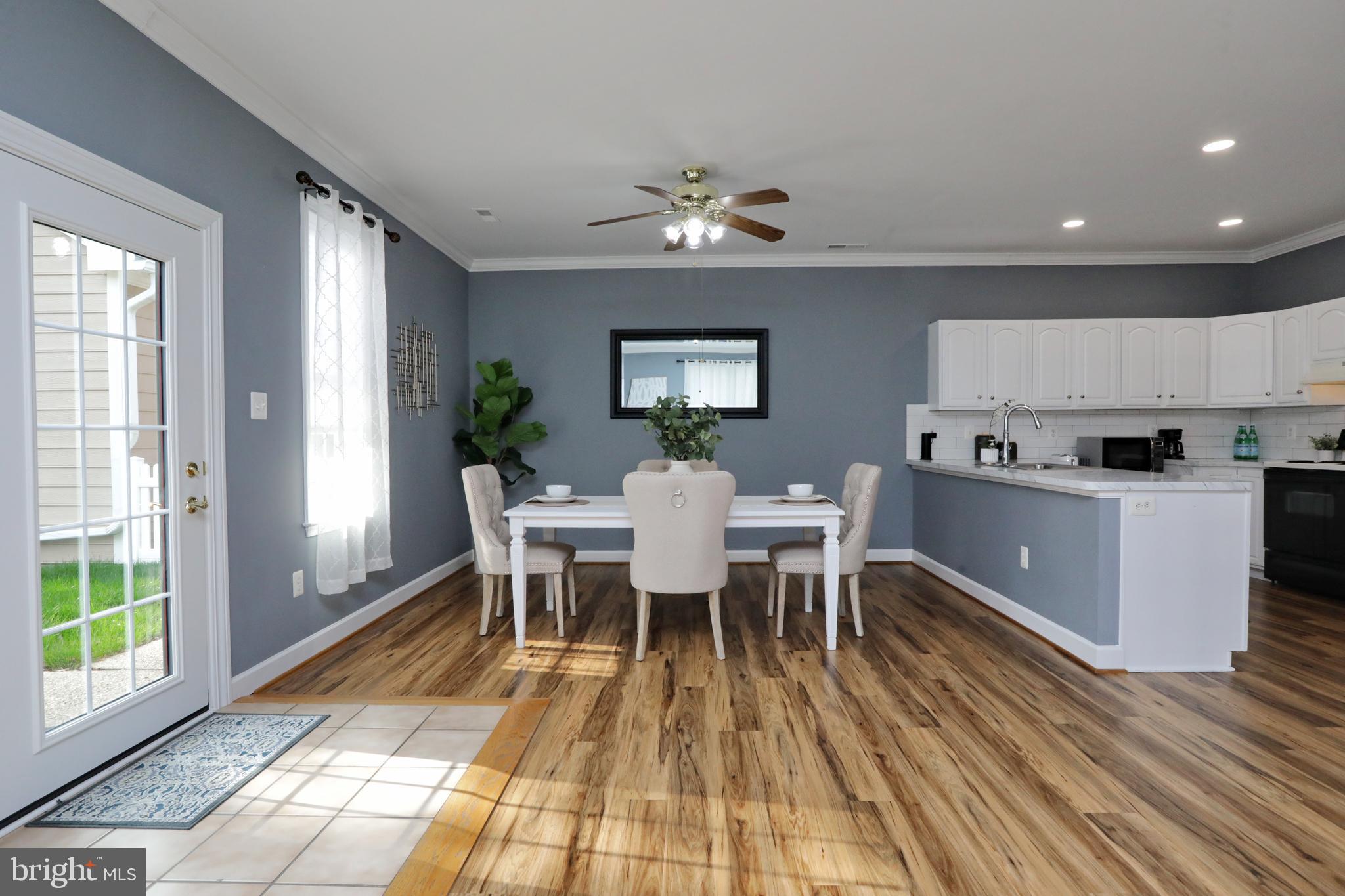 WASHINGTON SQUARE LA PLA - Residential