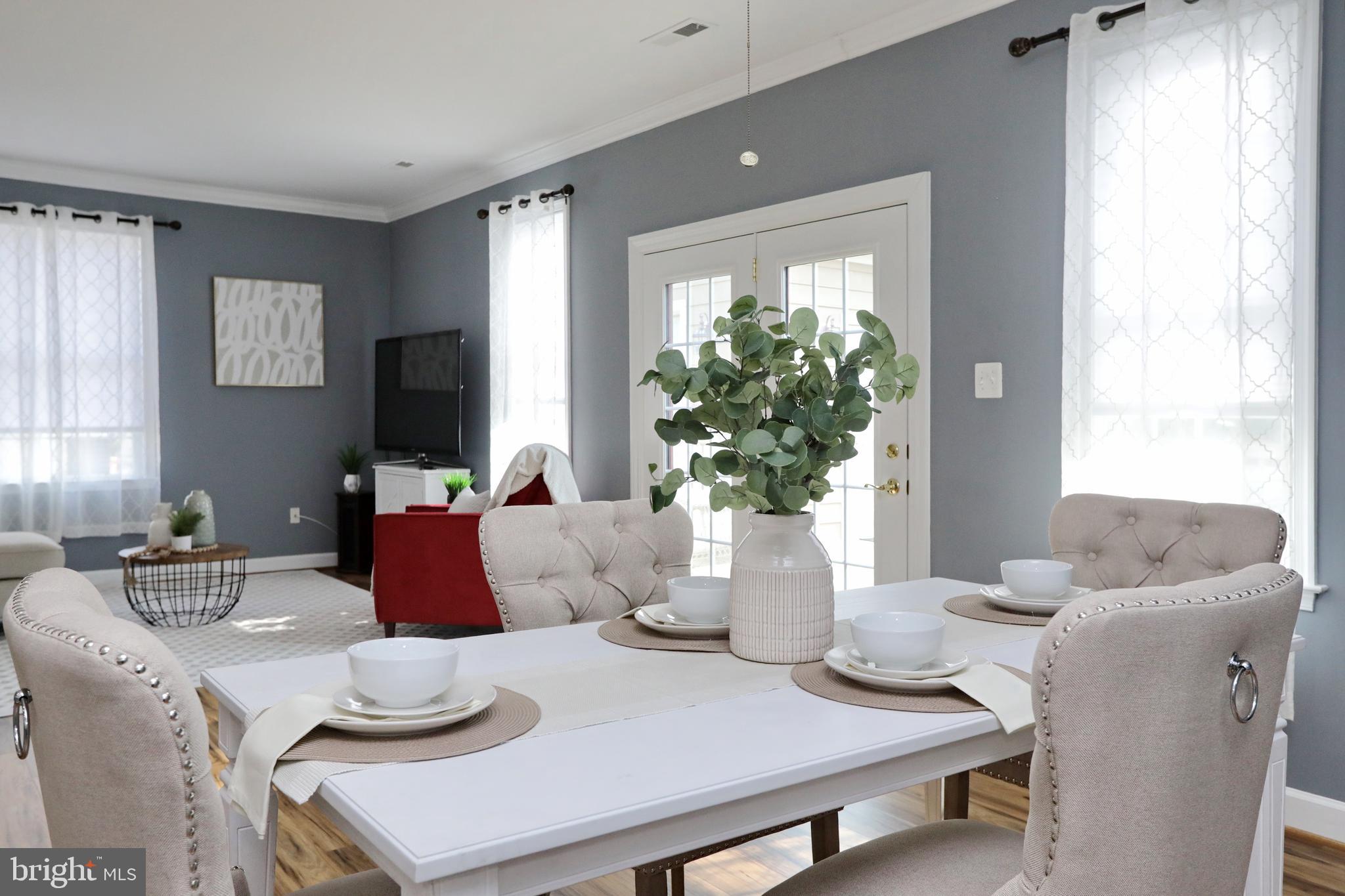 WASHINGTON SQUARE LA PLA - Residential