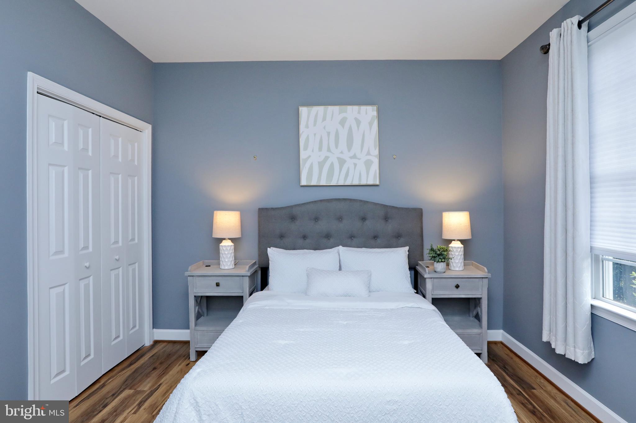 WASHINGTON SQUARE LA PLA - Residential