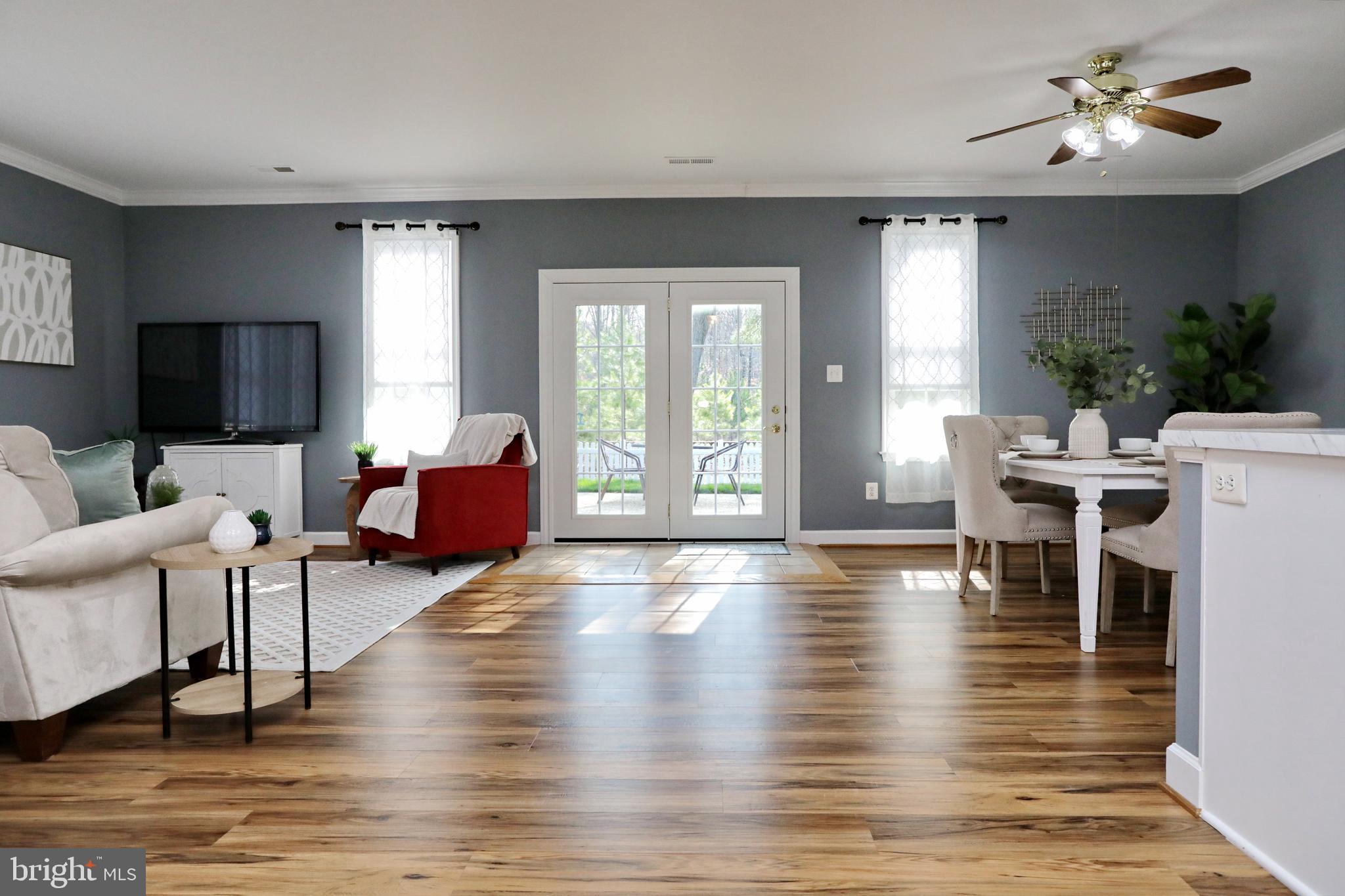 WASHINGTON SQUARE LA PLA - Residential