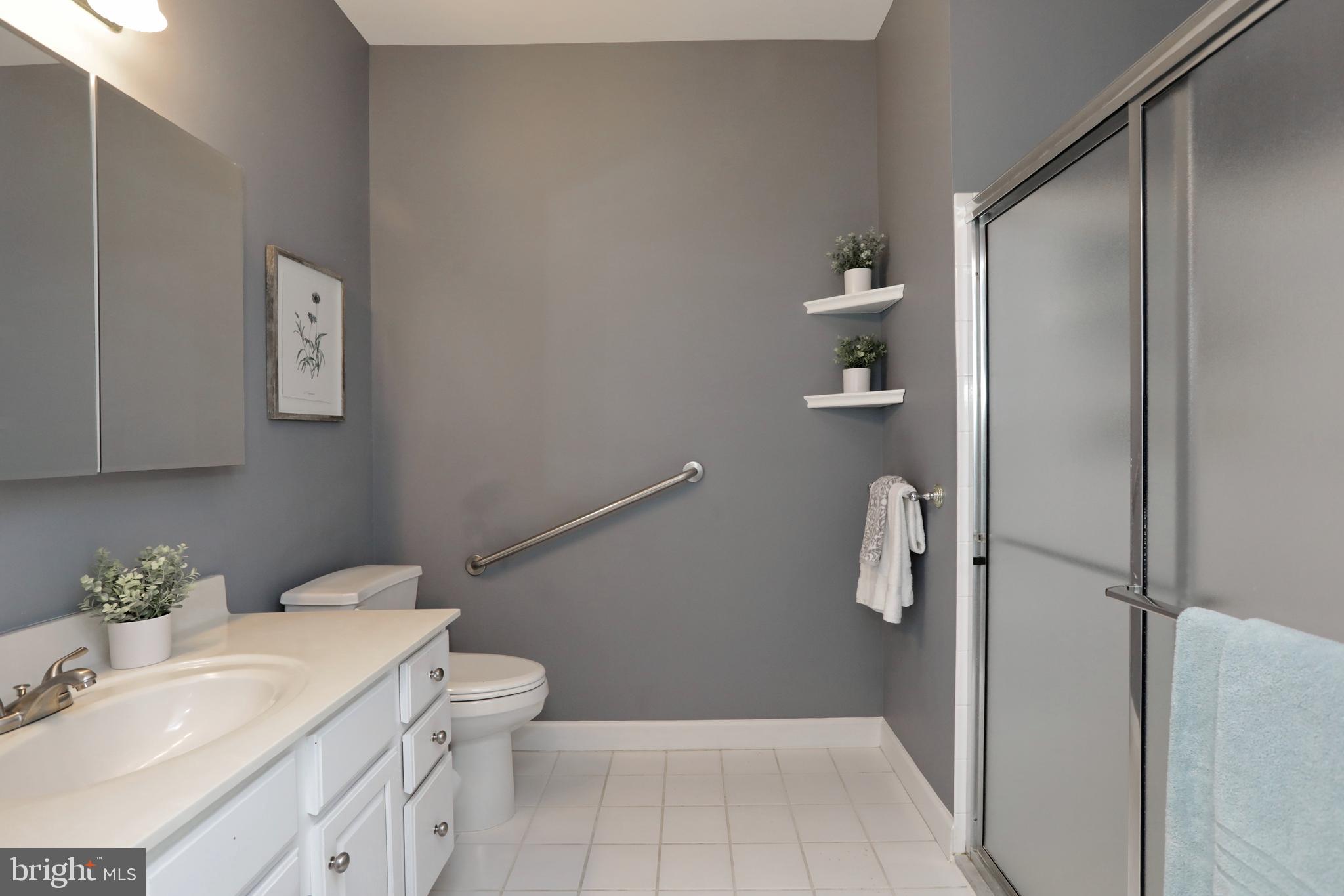 WASHINGTON SQUARE LA PLA - Residential