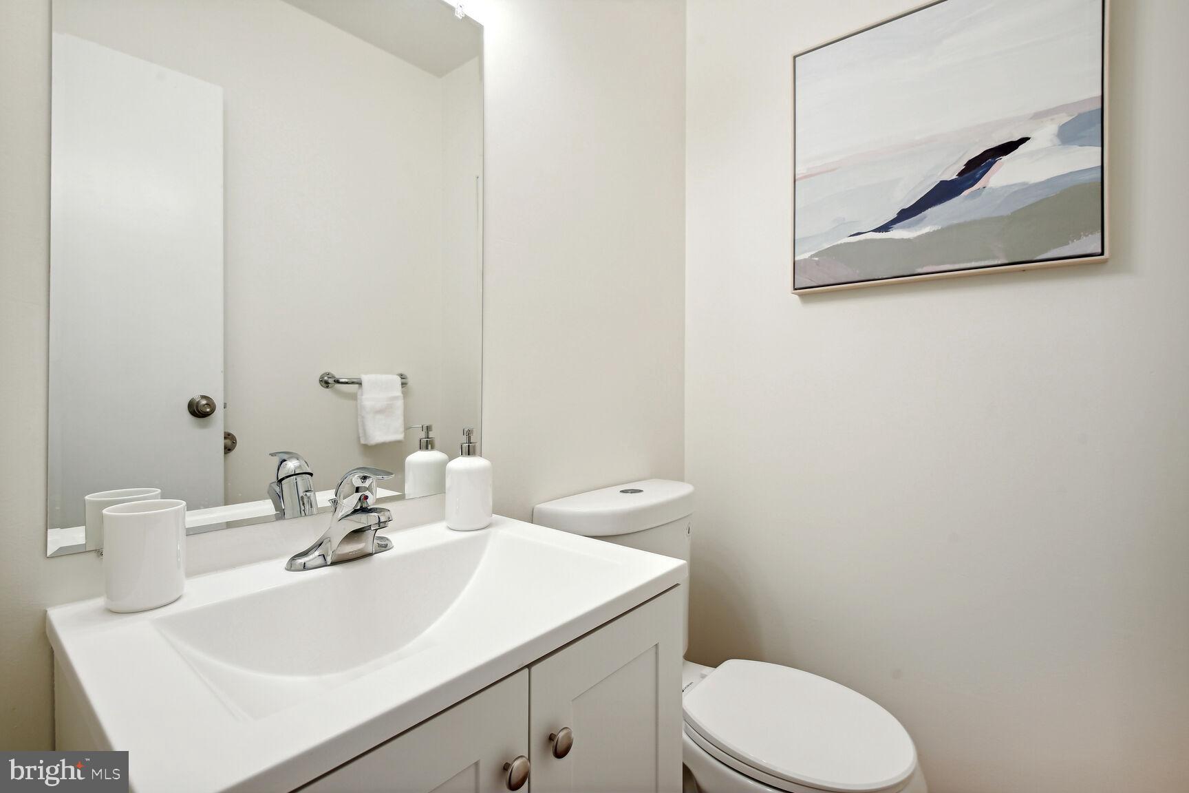 CARDEROCK SPRINGS - Residential