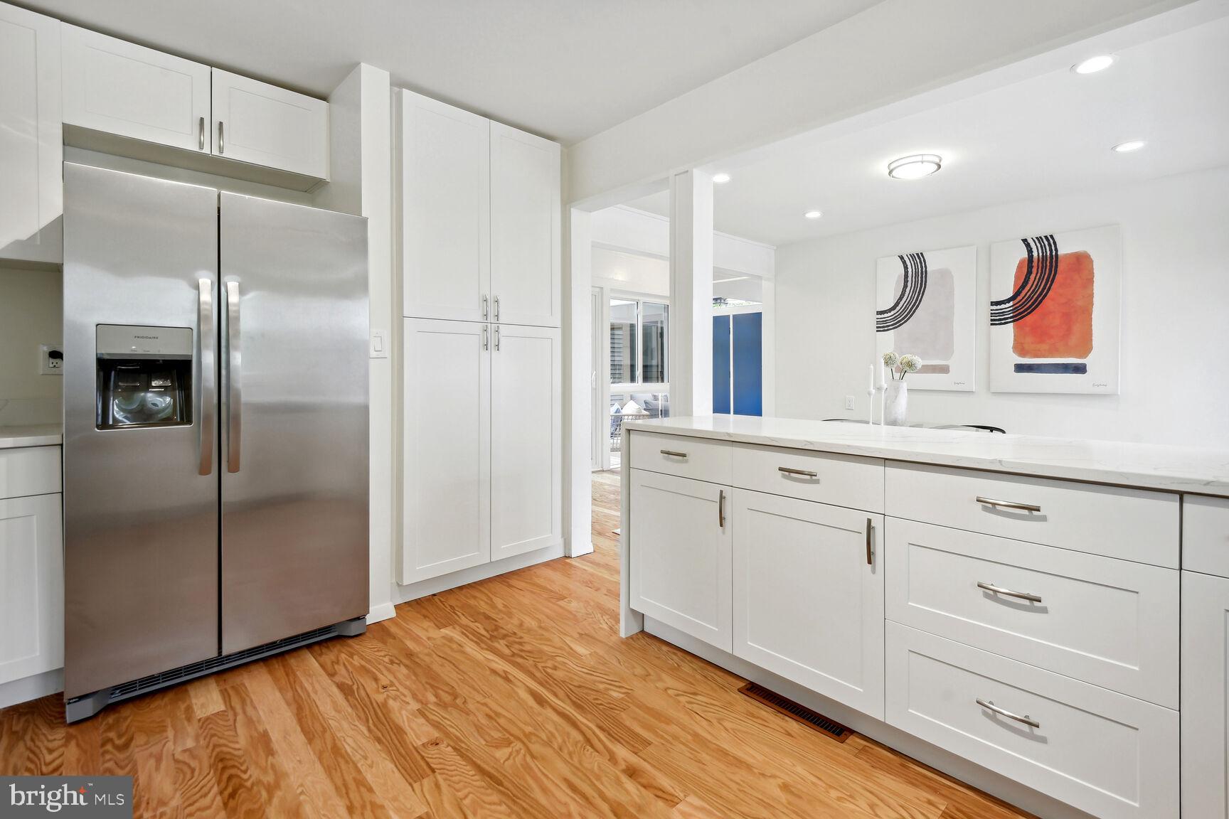 CARDEROCK SPRINGS - Residential