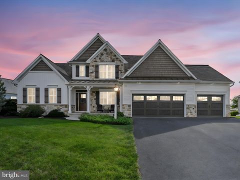 Photo of 641 Skyler Drive, MOUNT JOY, PA 17552 (MLS # PALA2077484)