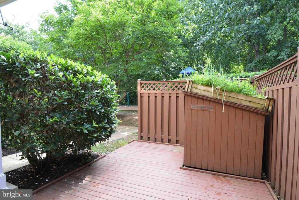 CARRIAGE PARK - Residential Lease