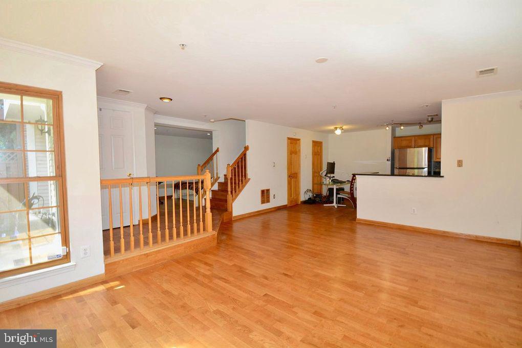 CARRIAGE PARK - Residential Lease