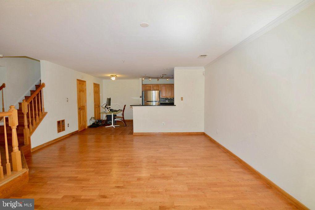 CARRIAGE PARK - Residential Lease