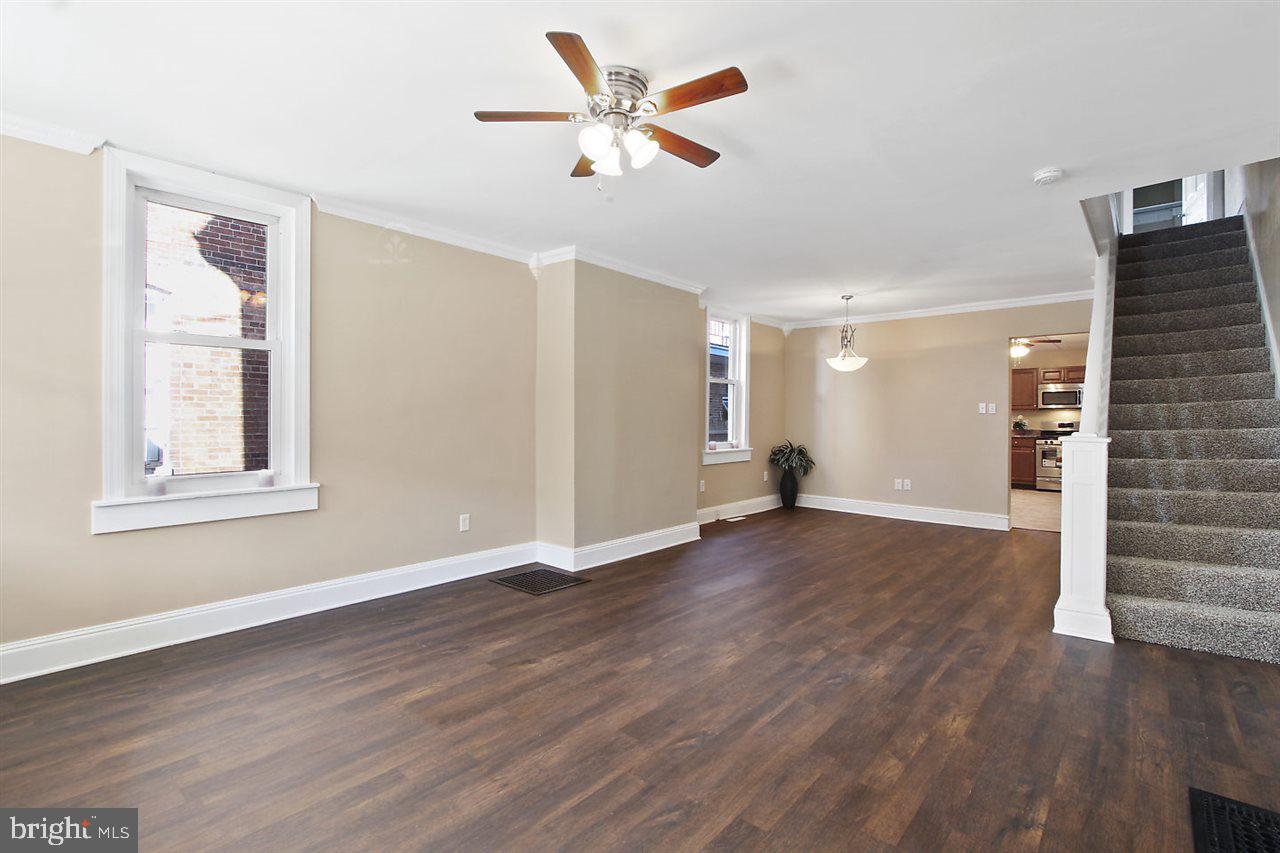 NORTH YORK - Residential