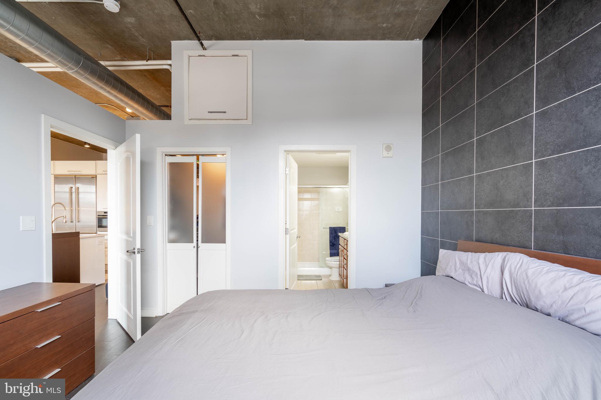 OLD CITY - Residential