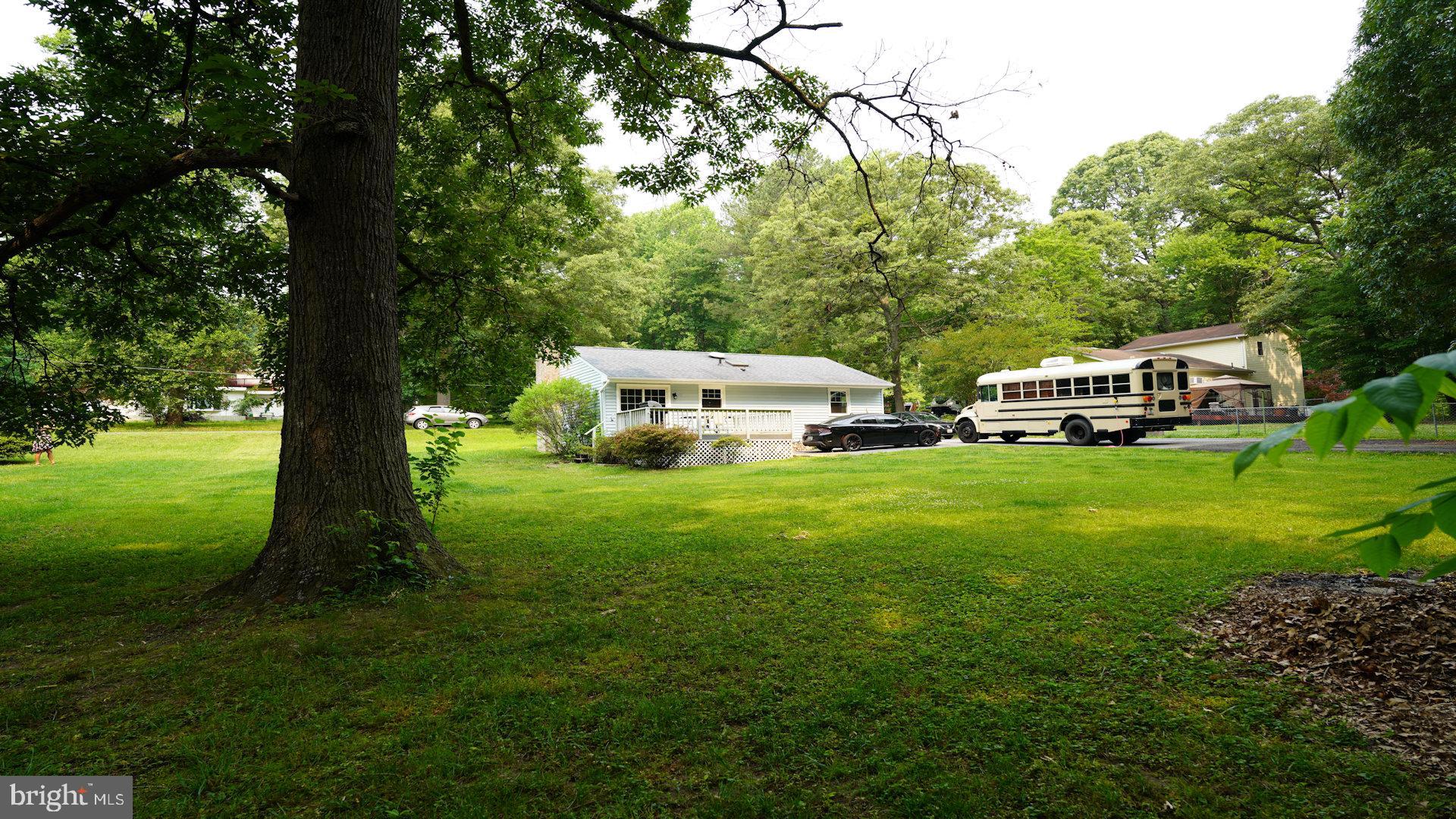 GOLDEN BEACH - Residential