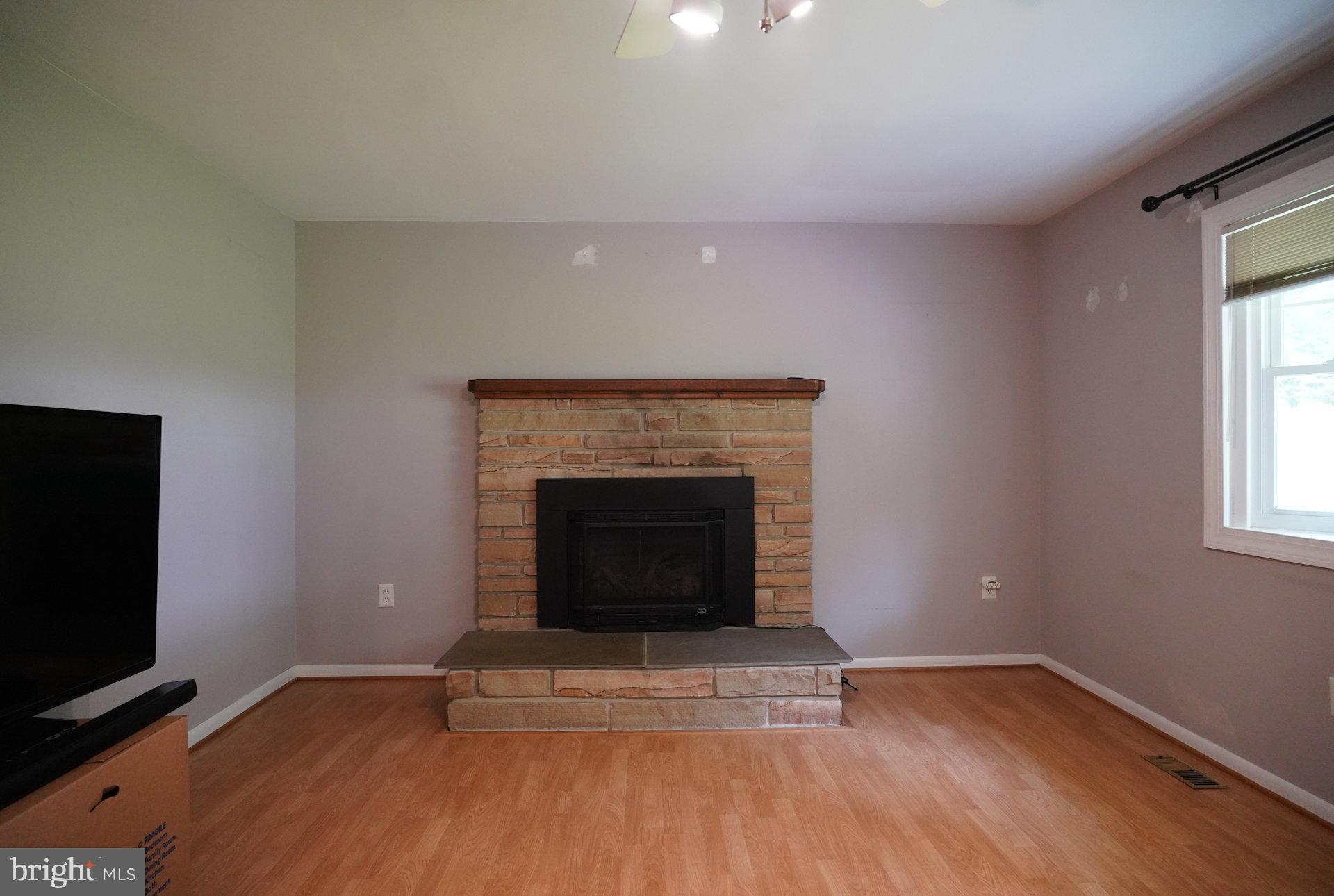 GOLDEN BEACH - Residential