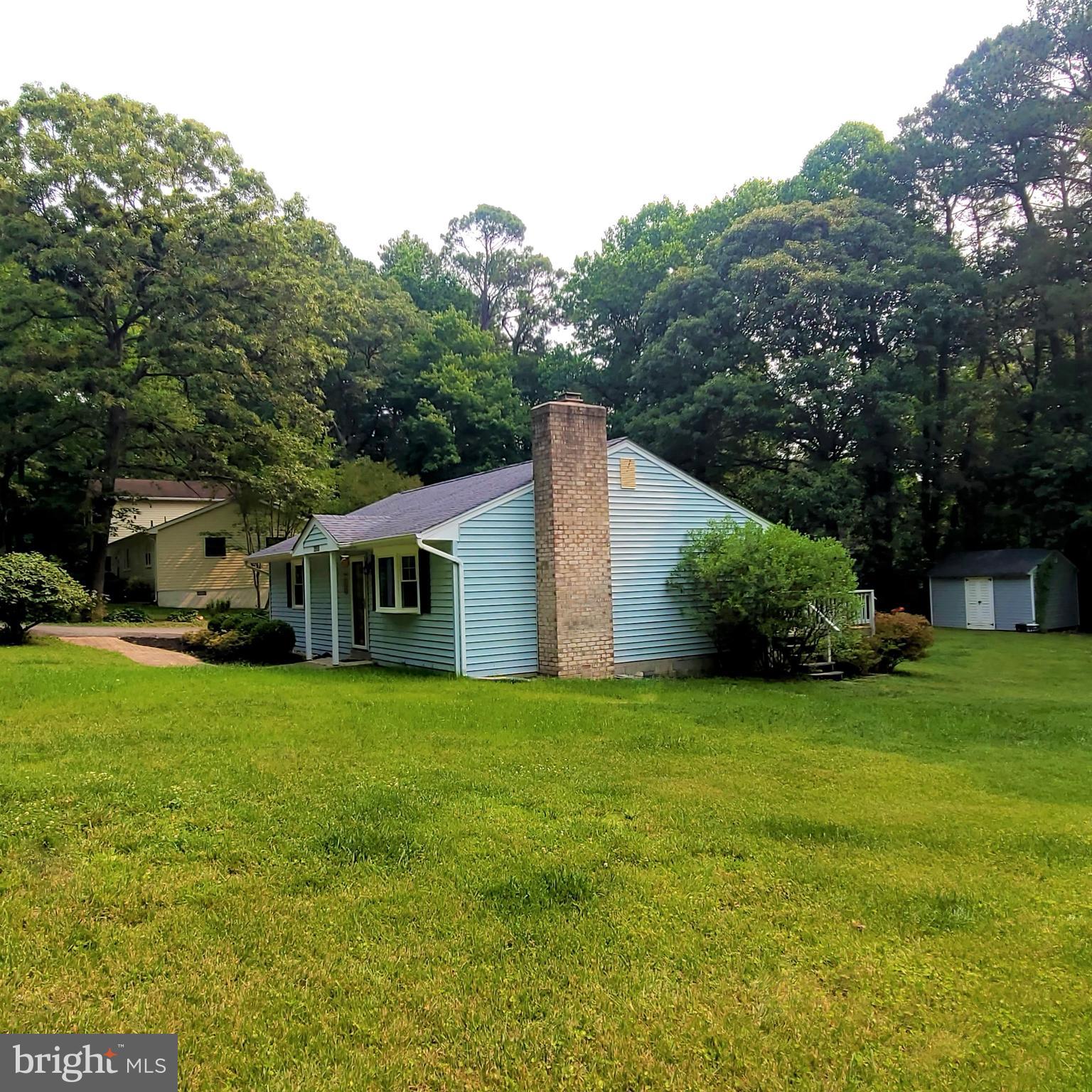 GOLDEN BEACH - Residential