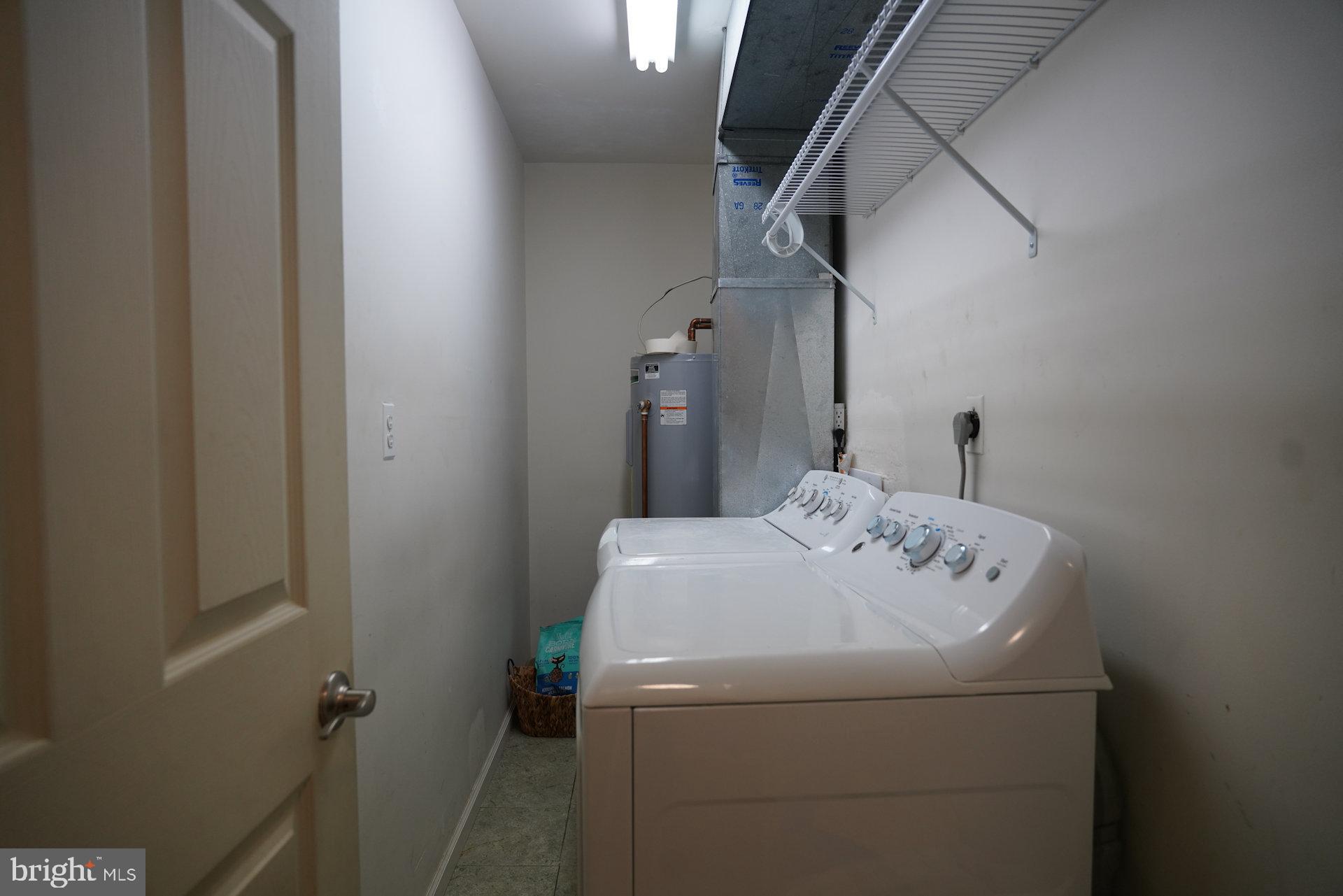 GOLDEN BEACH - Residential