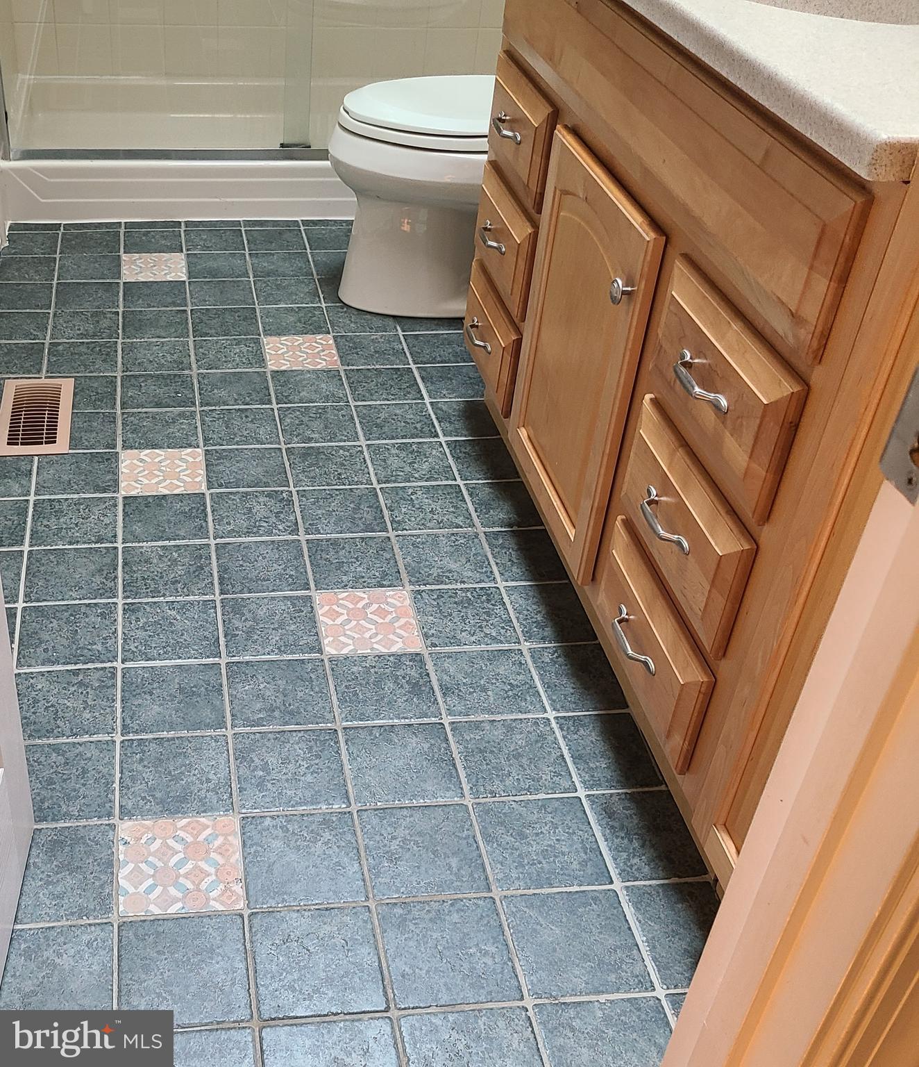 GOLDEN BEACH - Residential