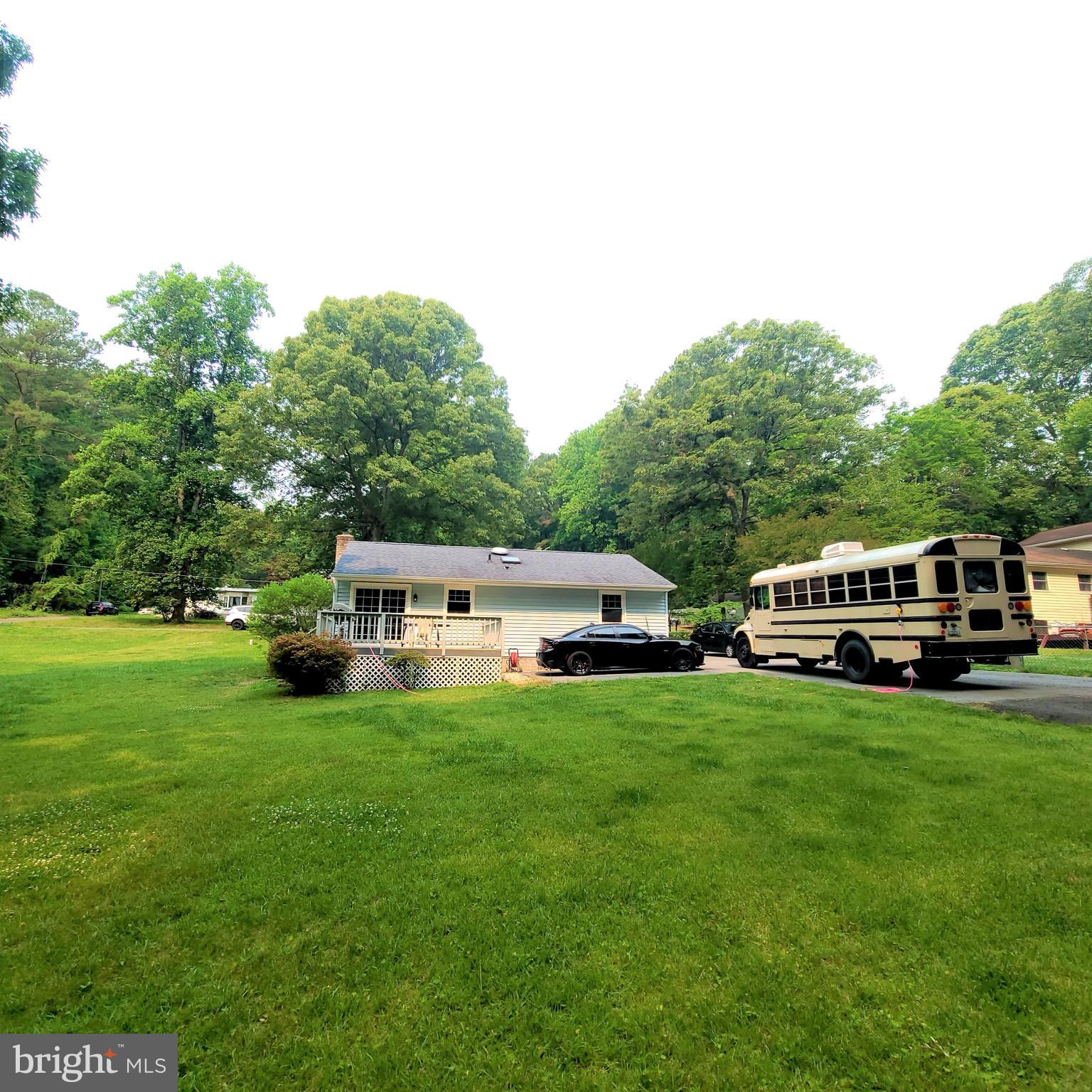 GOLDEN BEACH - Residential