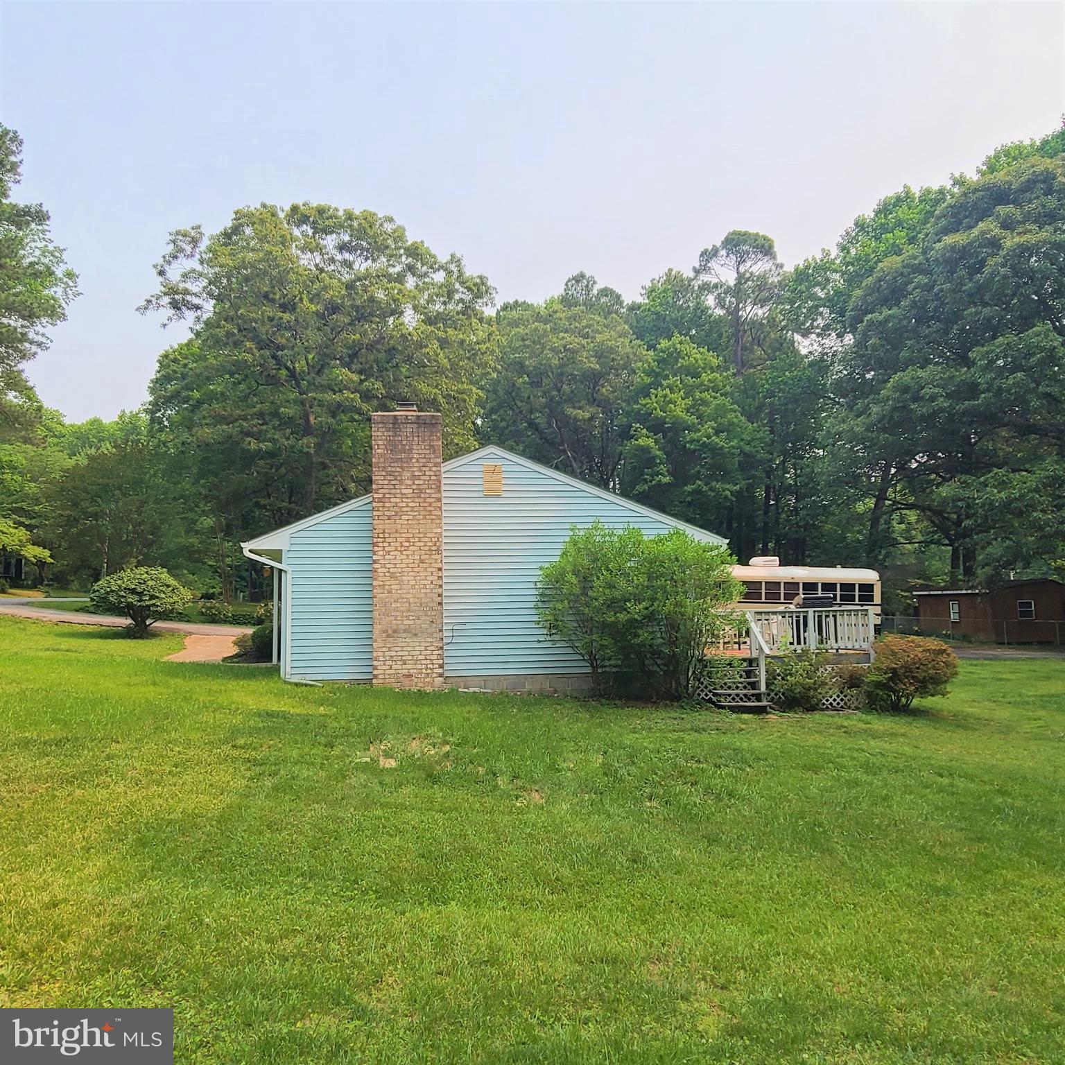 GOLDEN BEACH - Residential