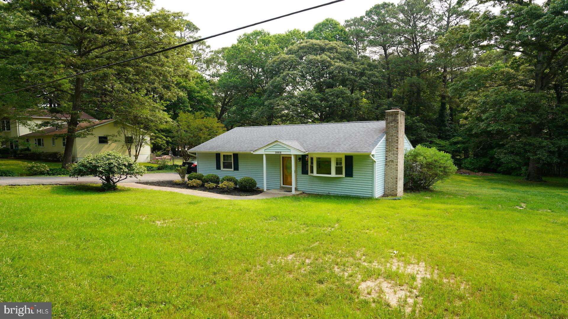 GOLDEN BEACH - Residential