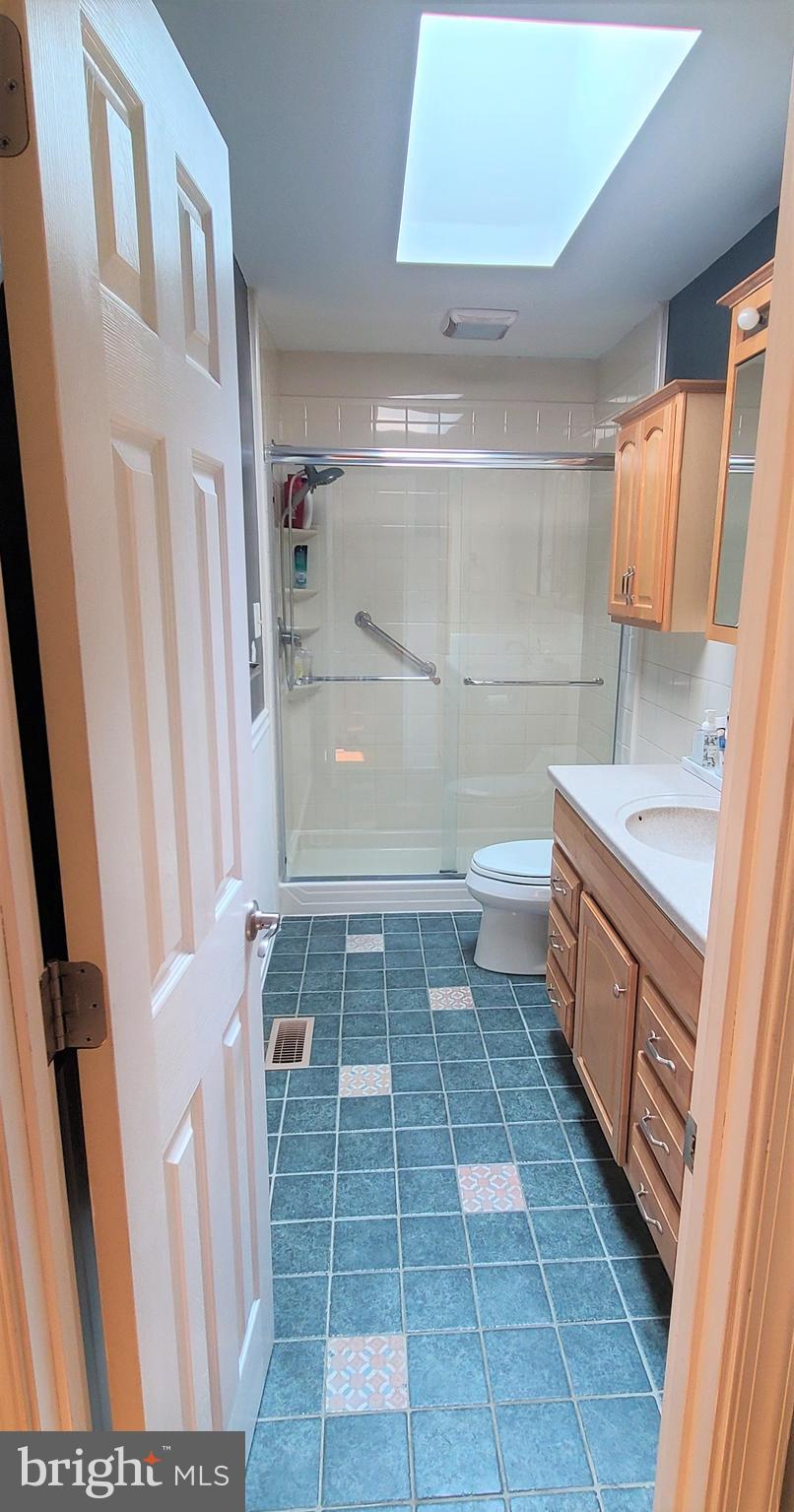 GOLDEN BEACH - Residential